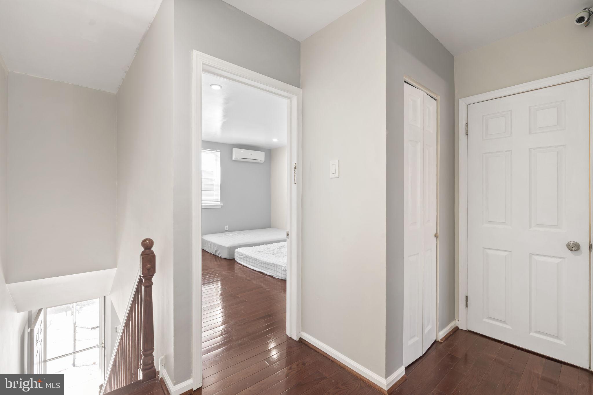 PHILADELPHIA (SOUTH) - Residential