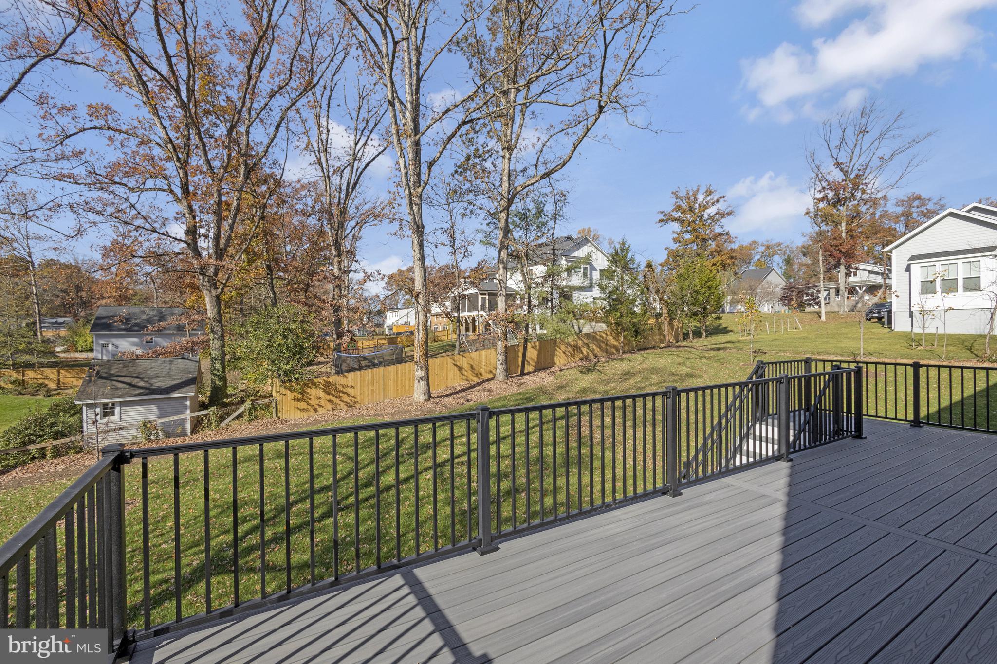 WAKEFIELD FOREST - Residential