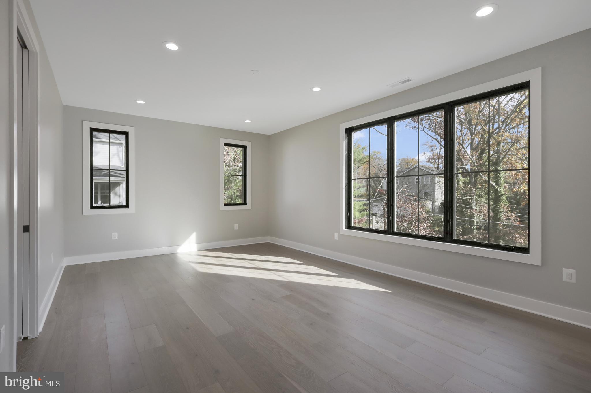 WAKEFIELD FOREST - Residential