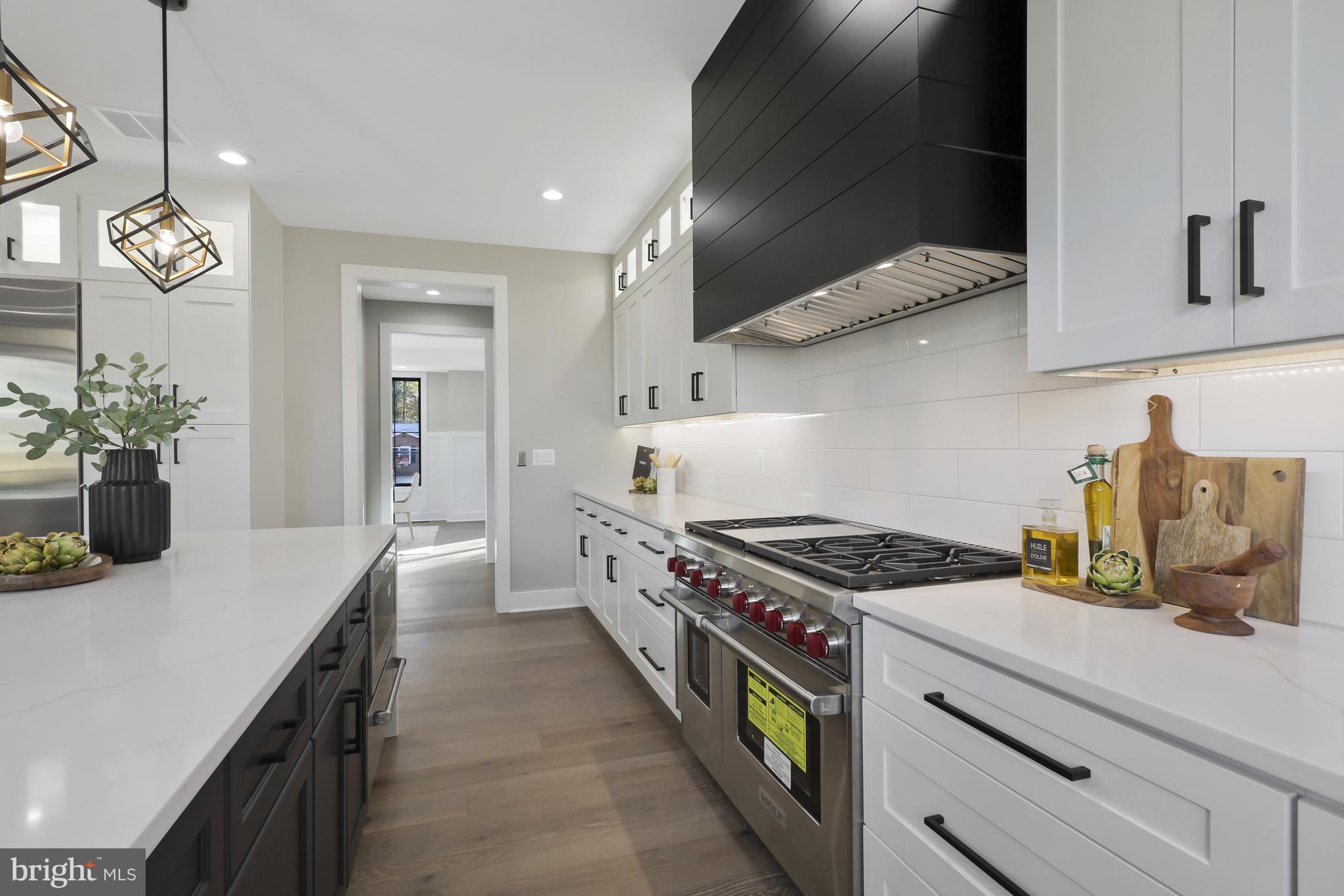WAKEFIELD FOREST - Residential