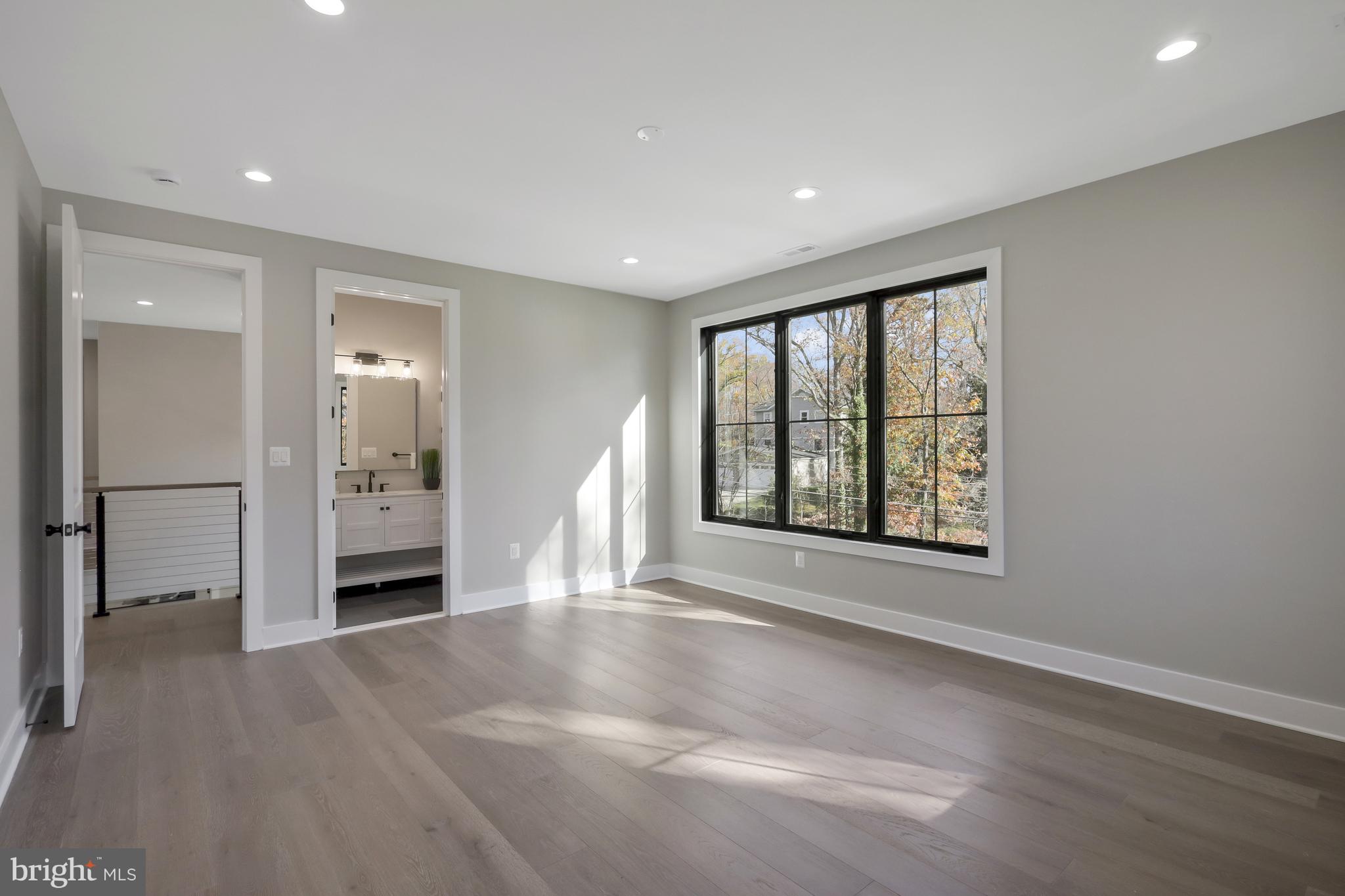 WAKEFIELD FOREST - Residential