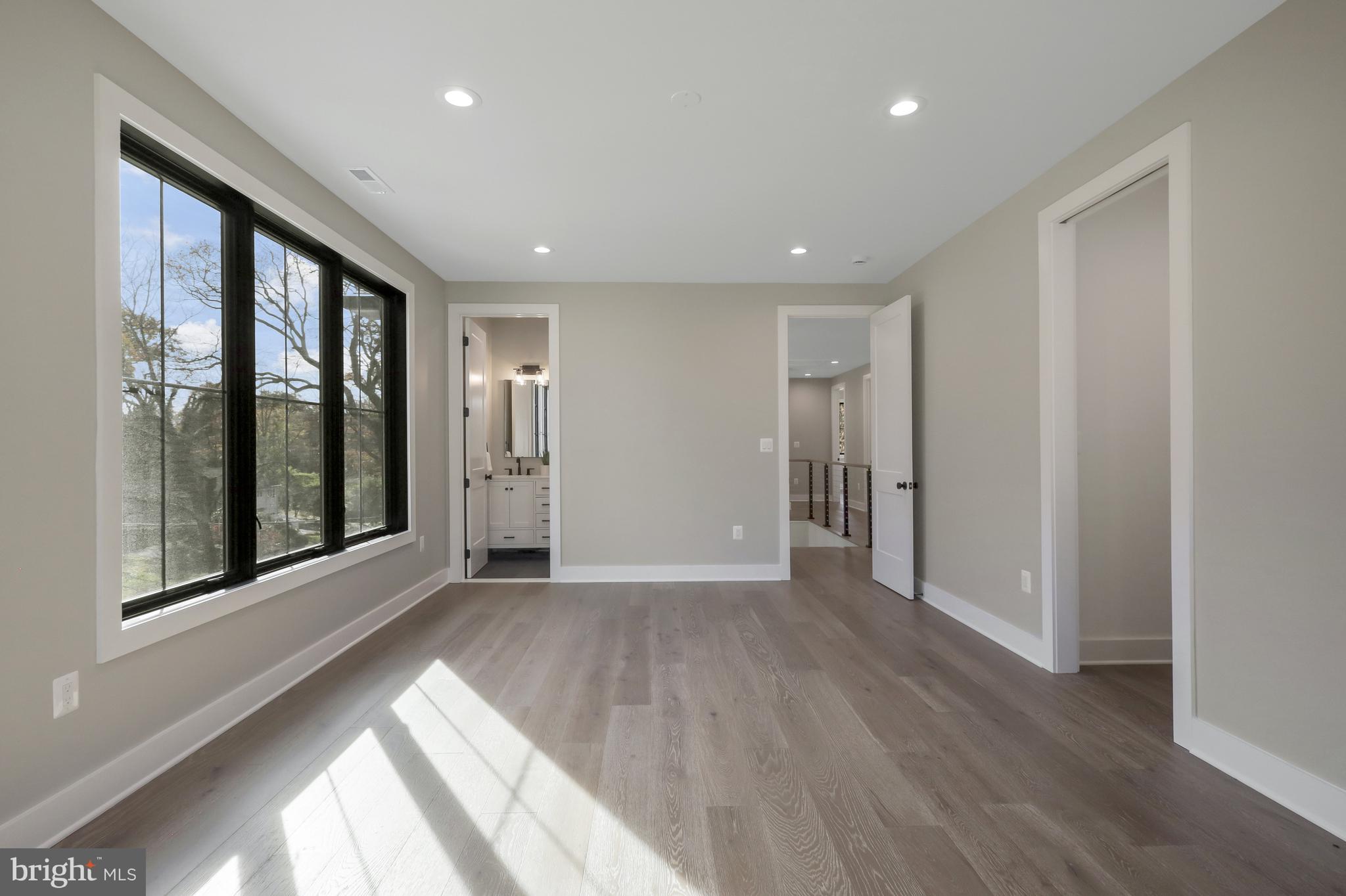WAKEFIELD FOREST - Residential