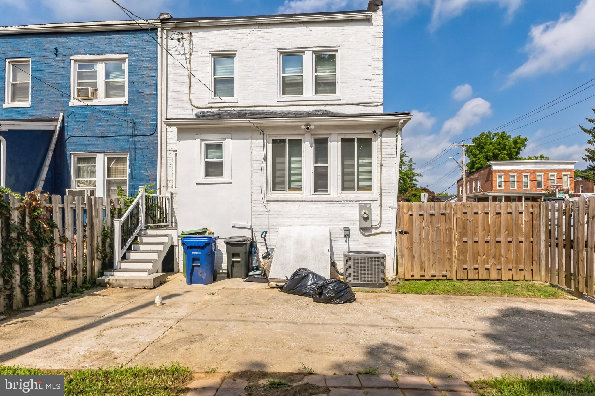 DORCHESTER - Residential