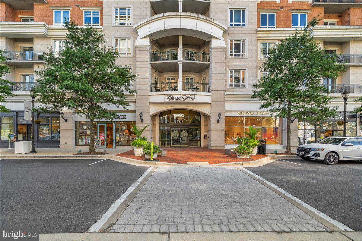 ANNAPOLIS TOWNE CENTRE - Residential