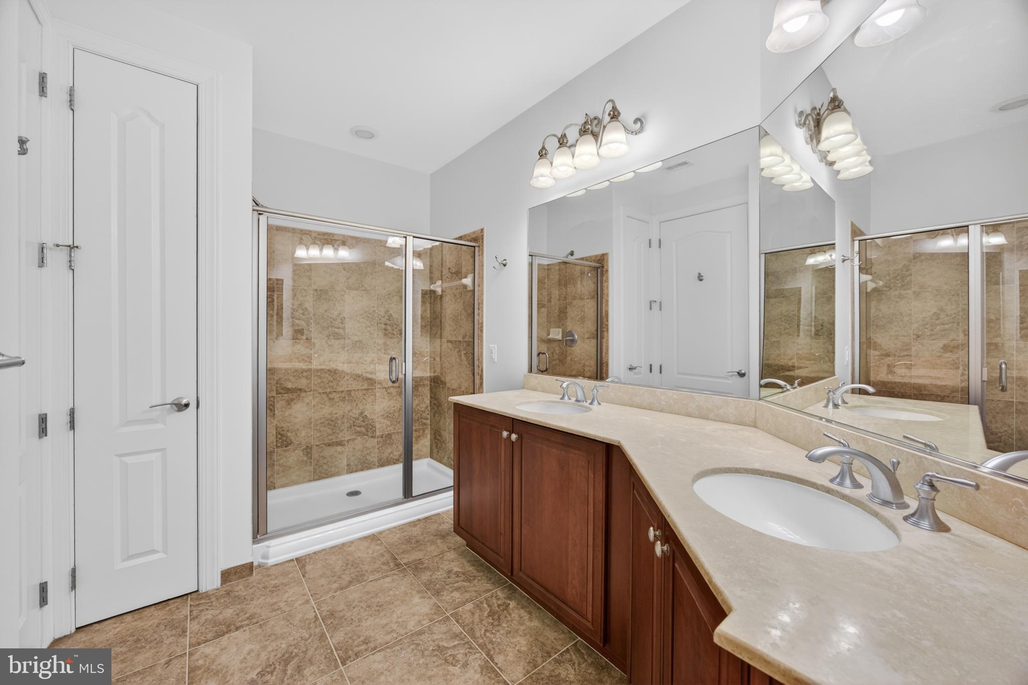 ANNAPOLIS TOWNE CENTRE - Residential