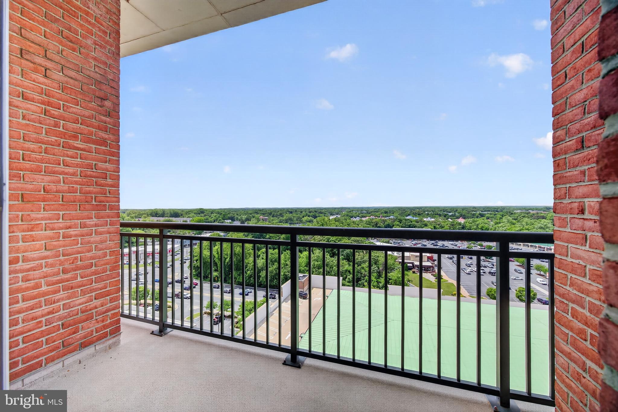 ANNAPOLIS TOWNE CENTRE - Residential