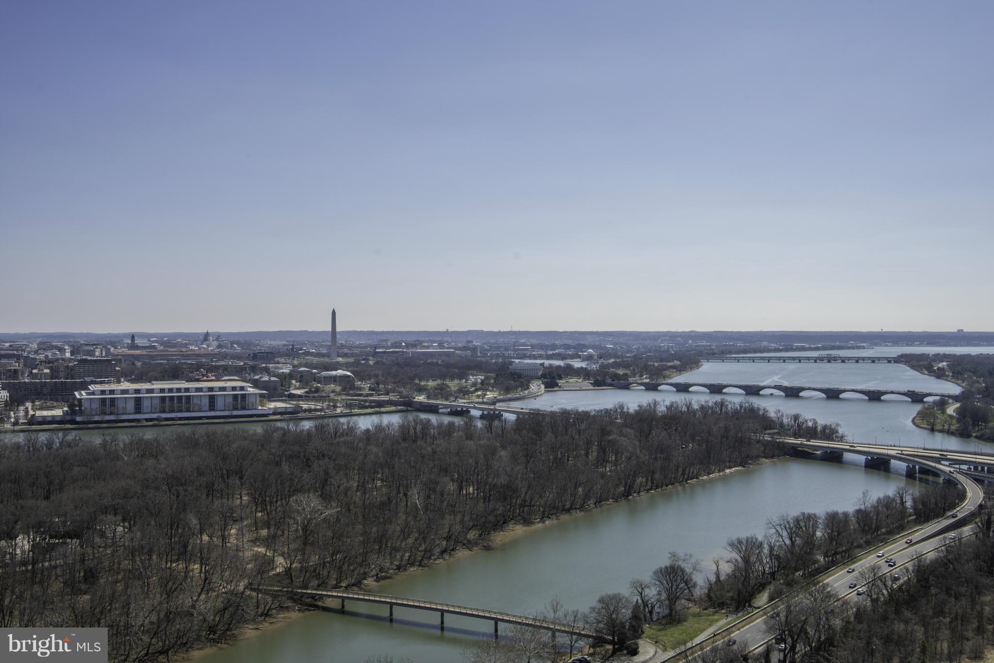 THE WATERVIEW - Residential