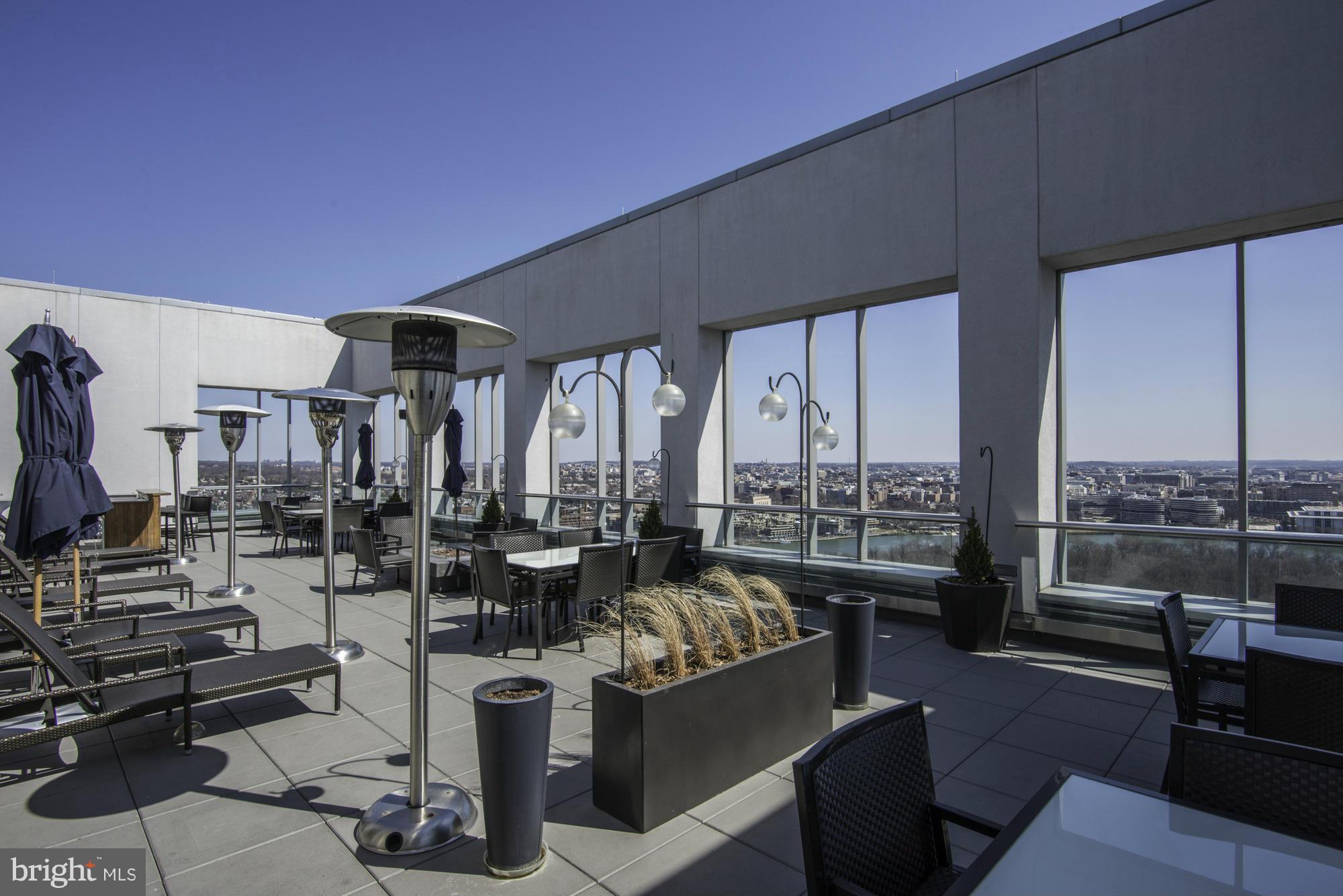 THE WATERVIEW - Residential