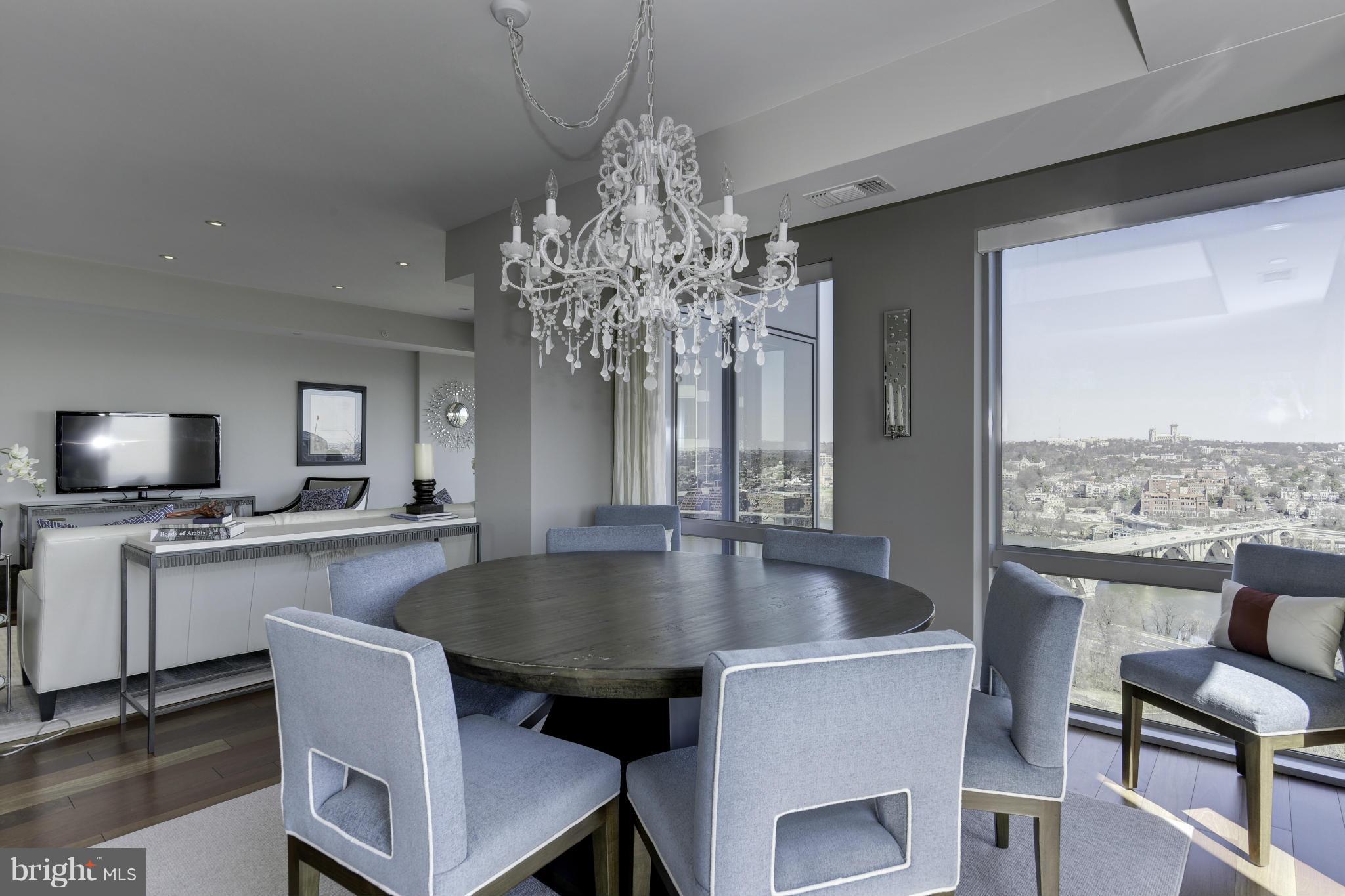 THE WATERVIEW - Residential