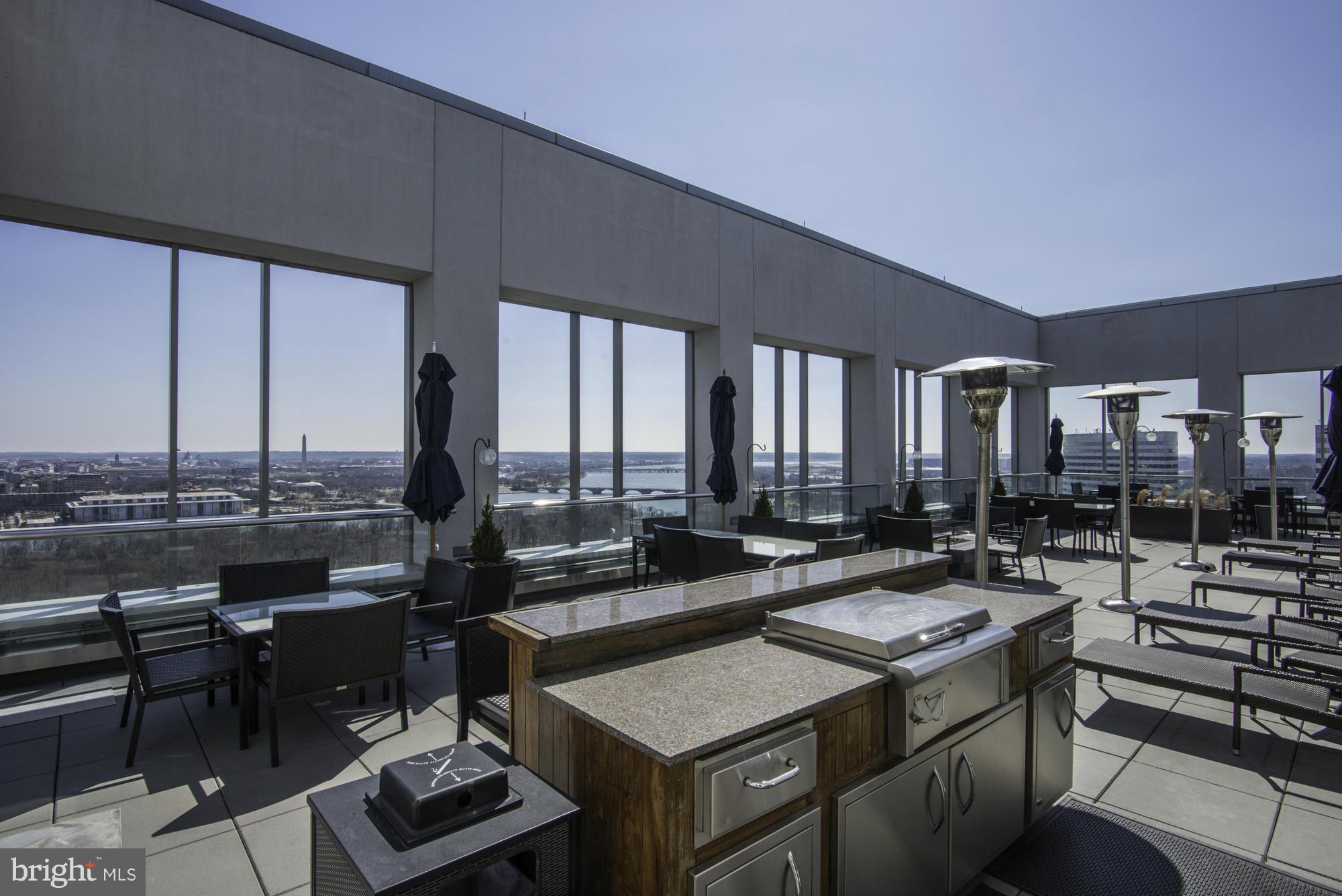 THE WATERVIEW - Residential