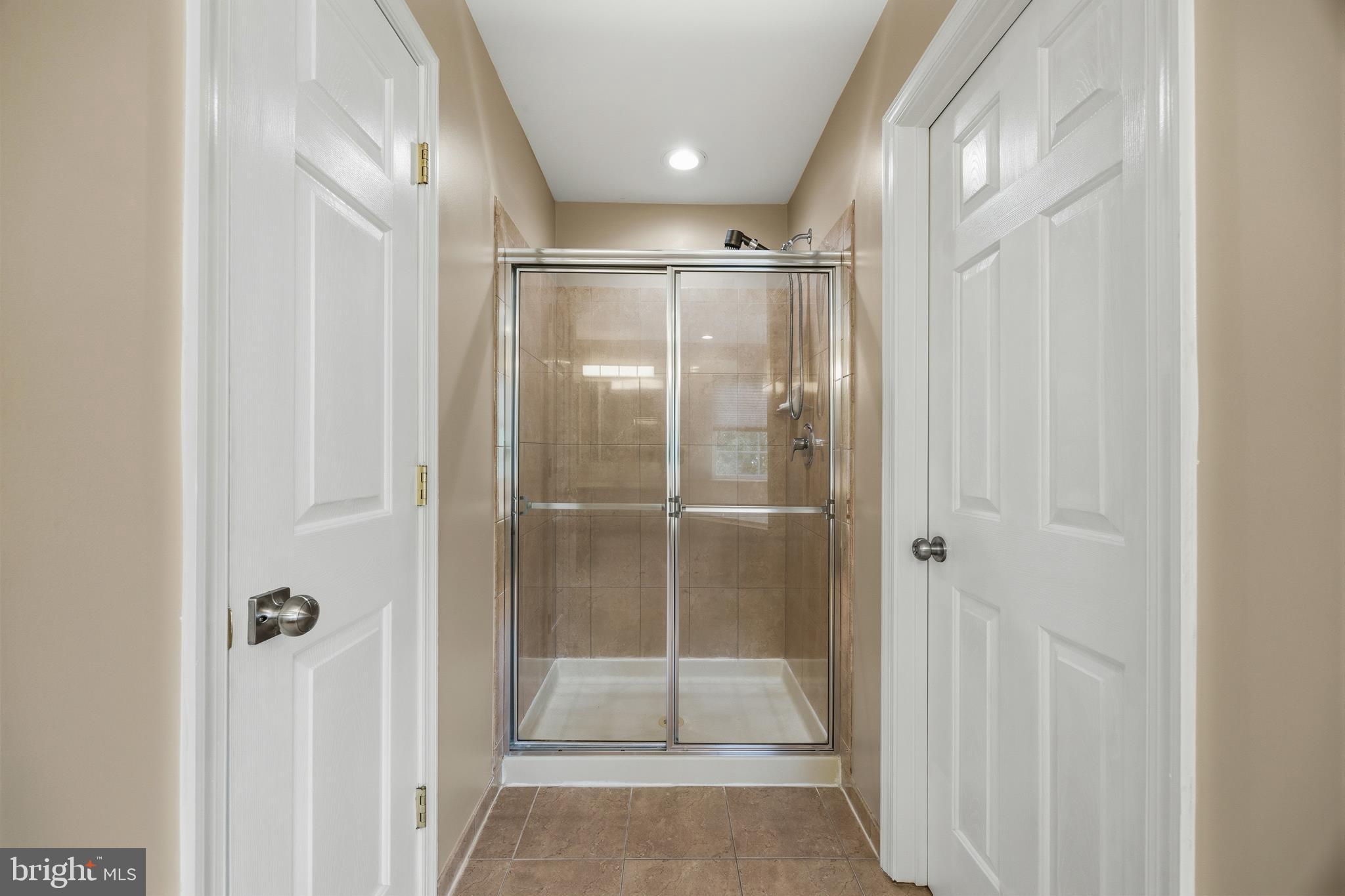 CROFTON VALLEY - Residential