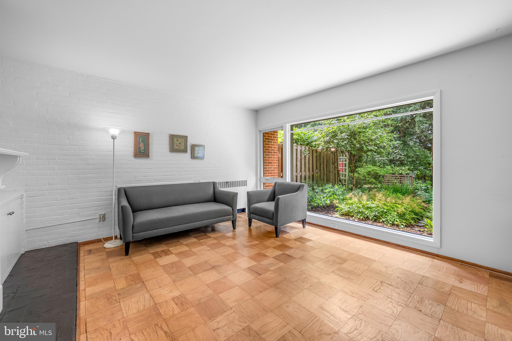 LAKEHURST - Residential