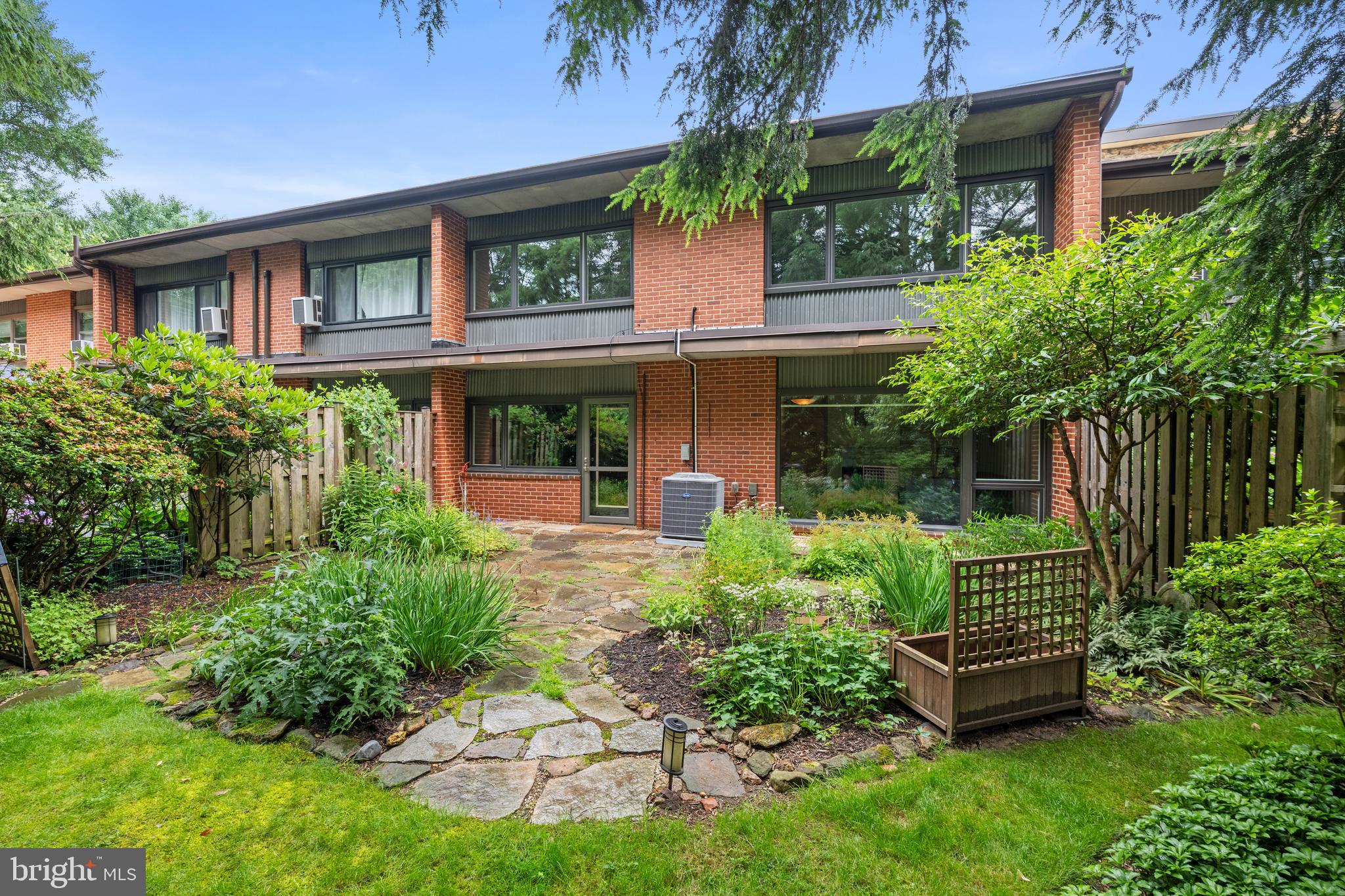 LAKEHURST - Residential