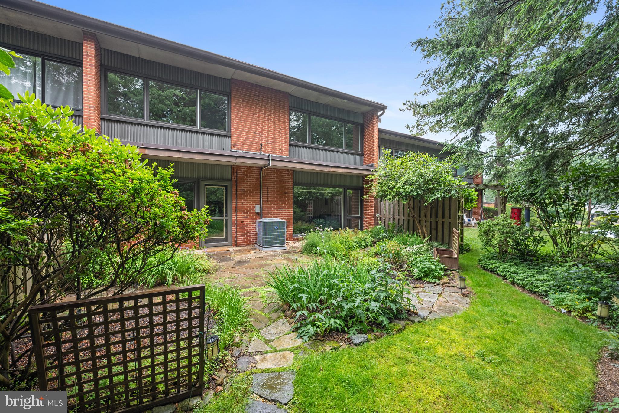 LAKEHURST - Residential
