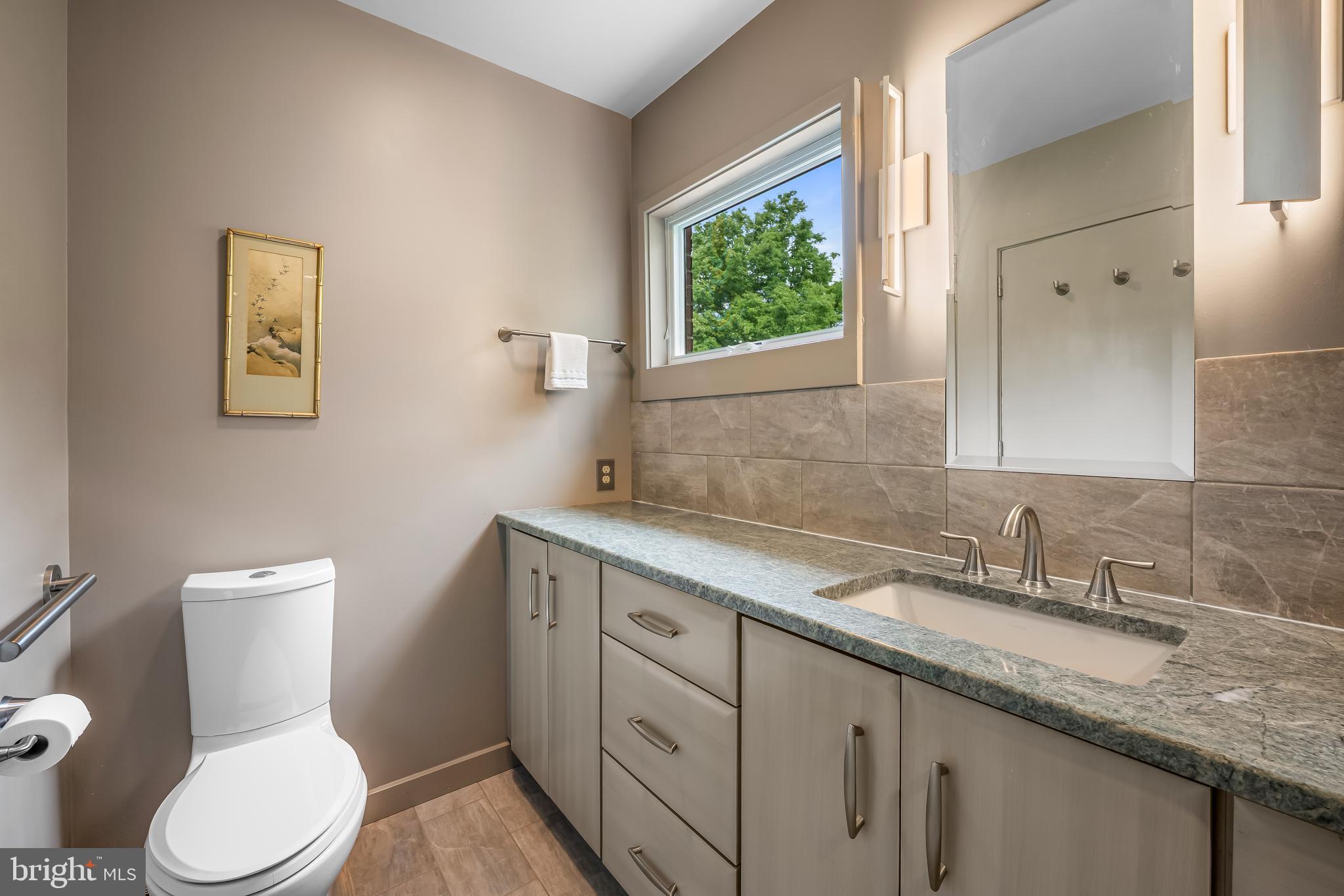 LAKEHURST - Residential