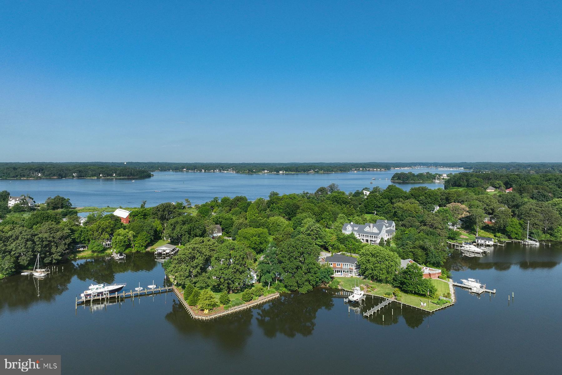 WIMBLEDON FARMS - Residential