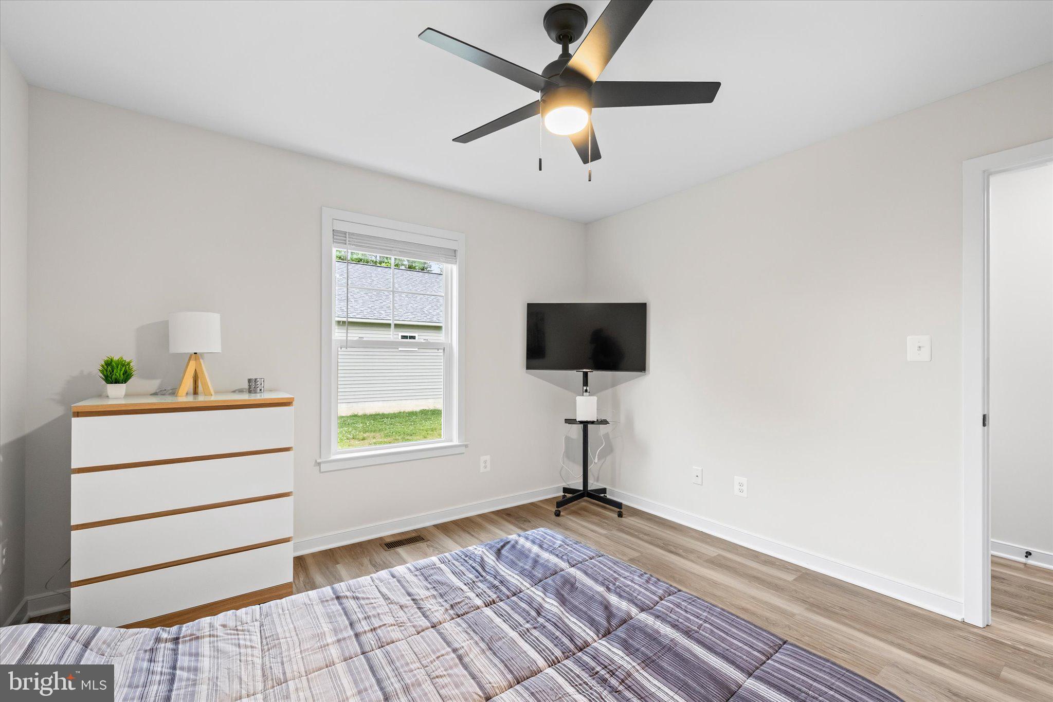 WESTMORELAND SHORES - Residential