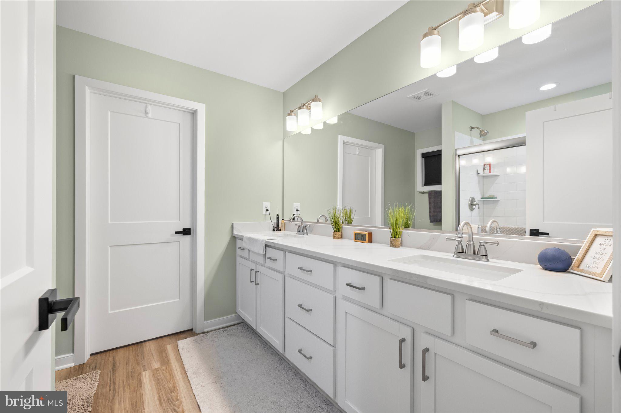 WESTMORELAND SHORES - Residential