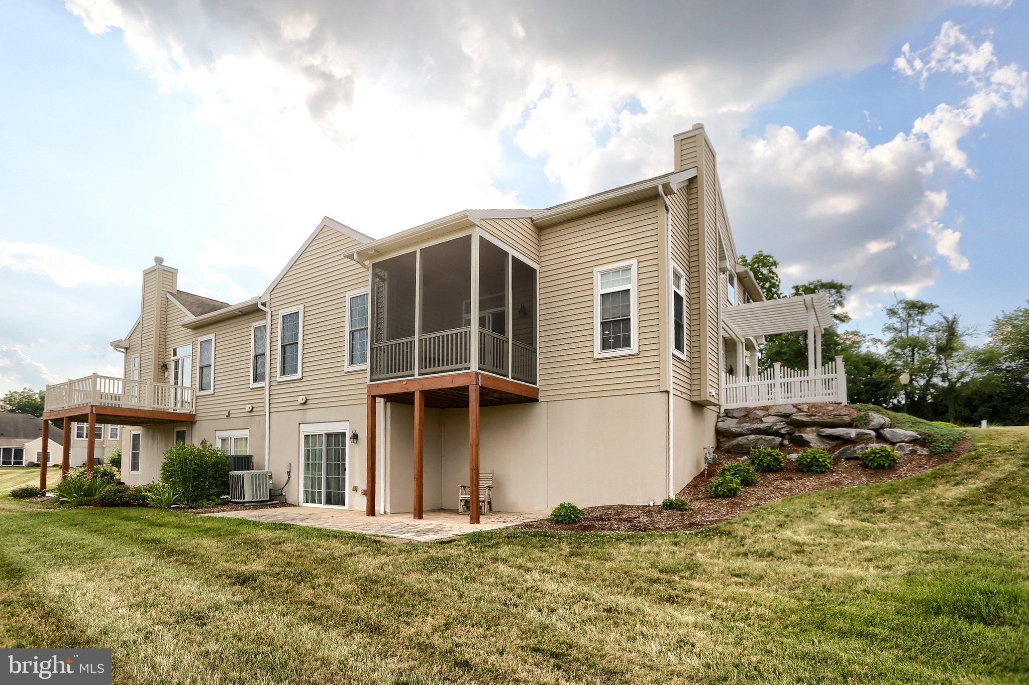 CARMELLA - Residential