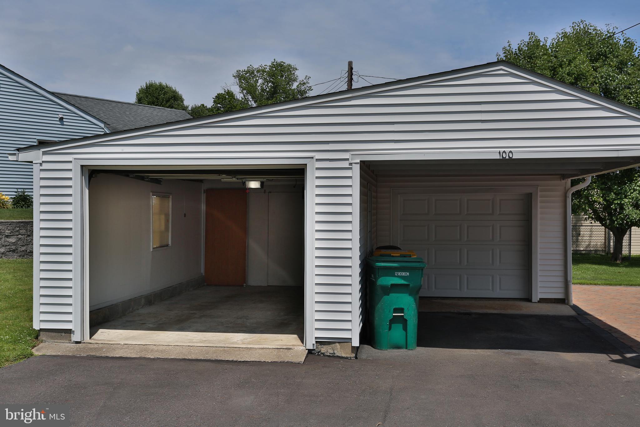 FAIRLESS HILLS - Residential