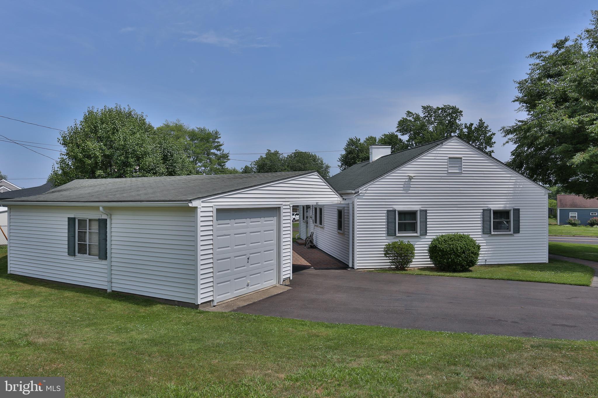 FAIRLESS HILLS - Residential
