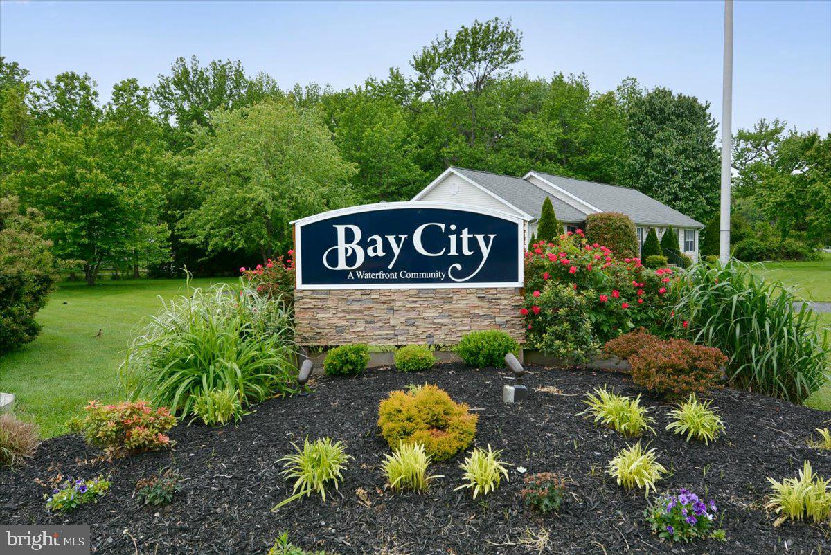 BAY CITY - Residential