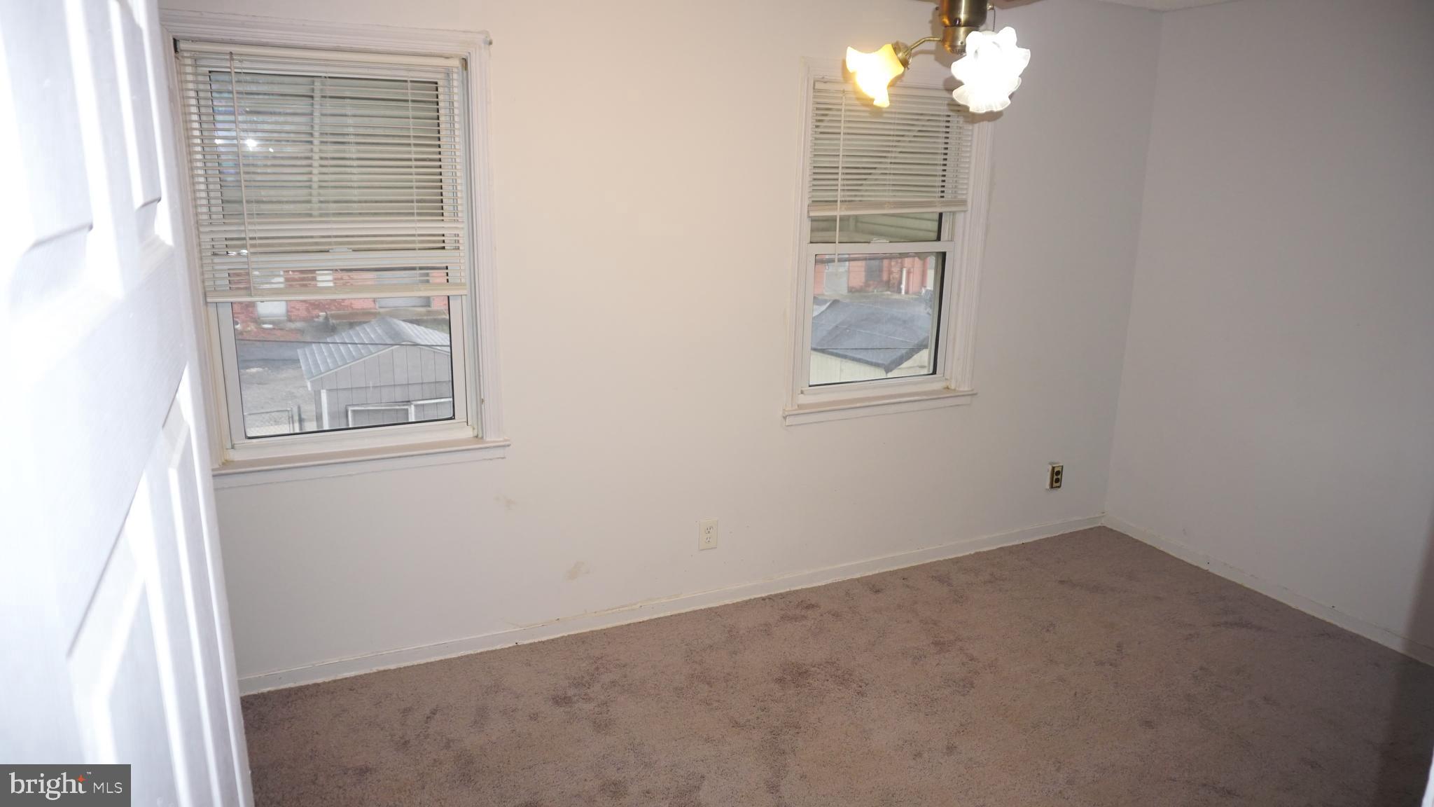 DUNDALK VILLAGE - Residential