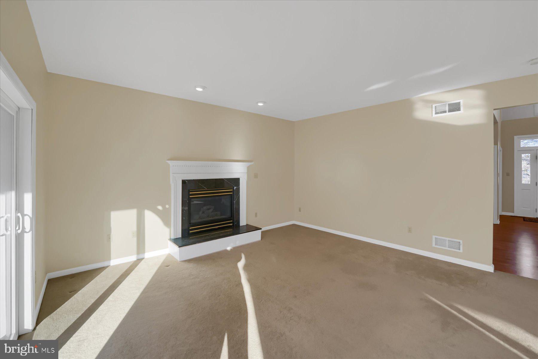 CLOVER HIGHLANDS - Residential