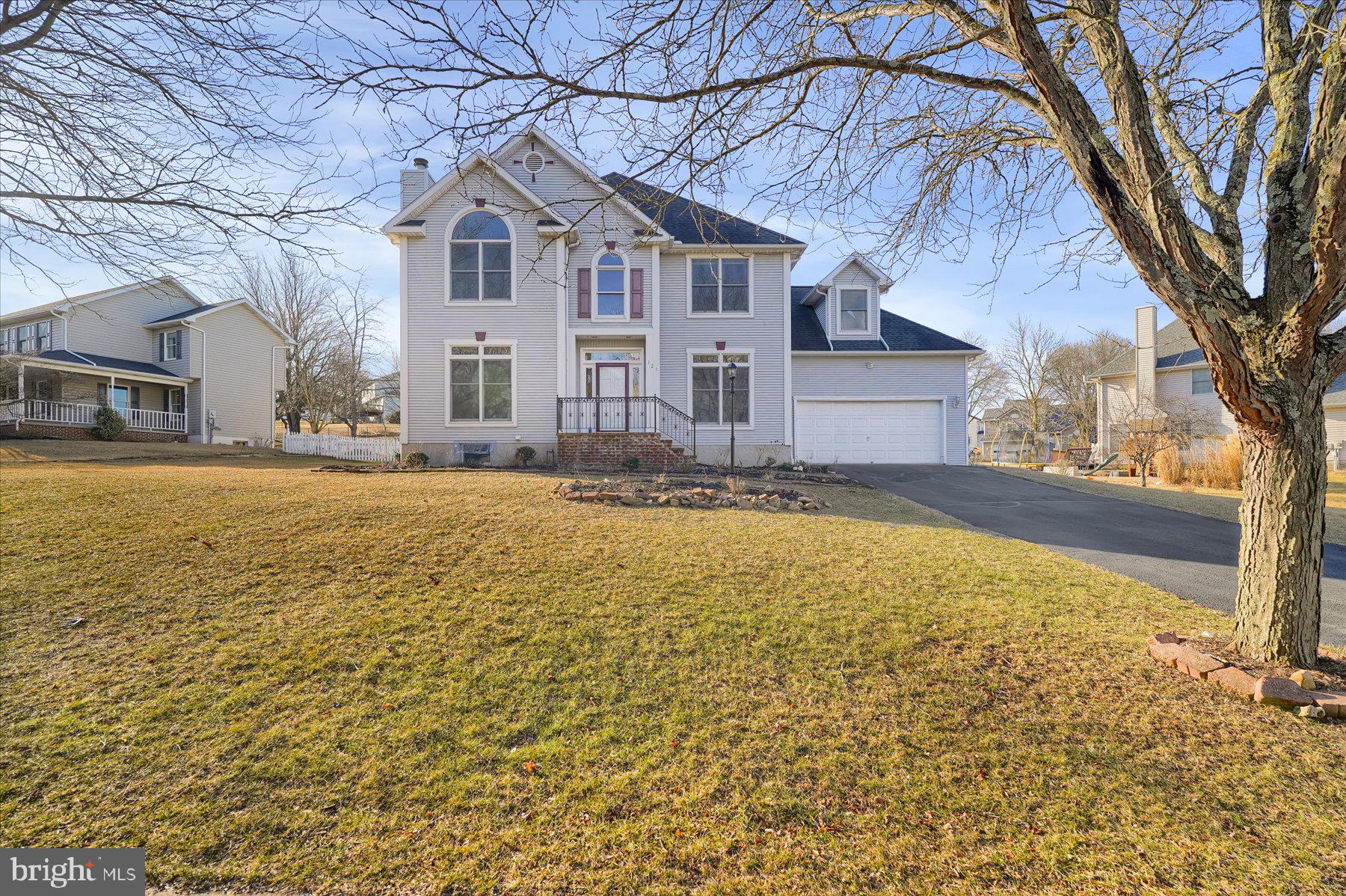 CLOVER HIGHLANDS - Residential