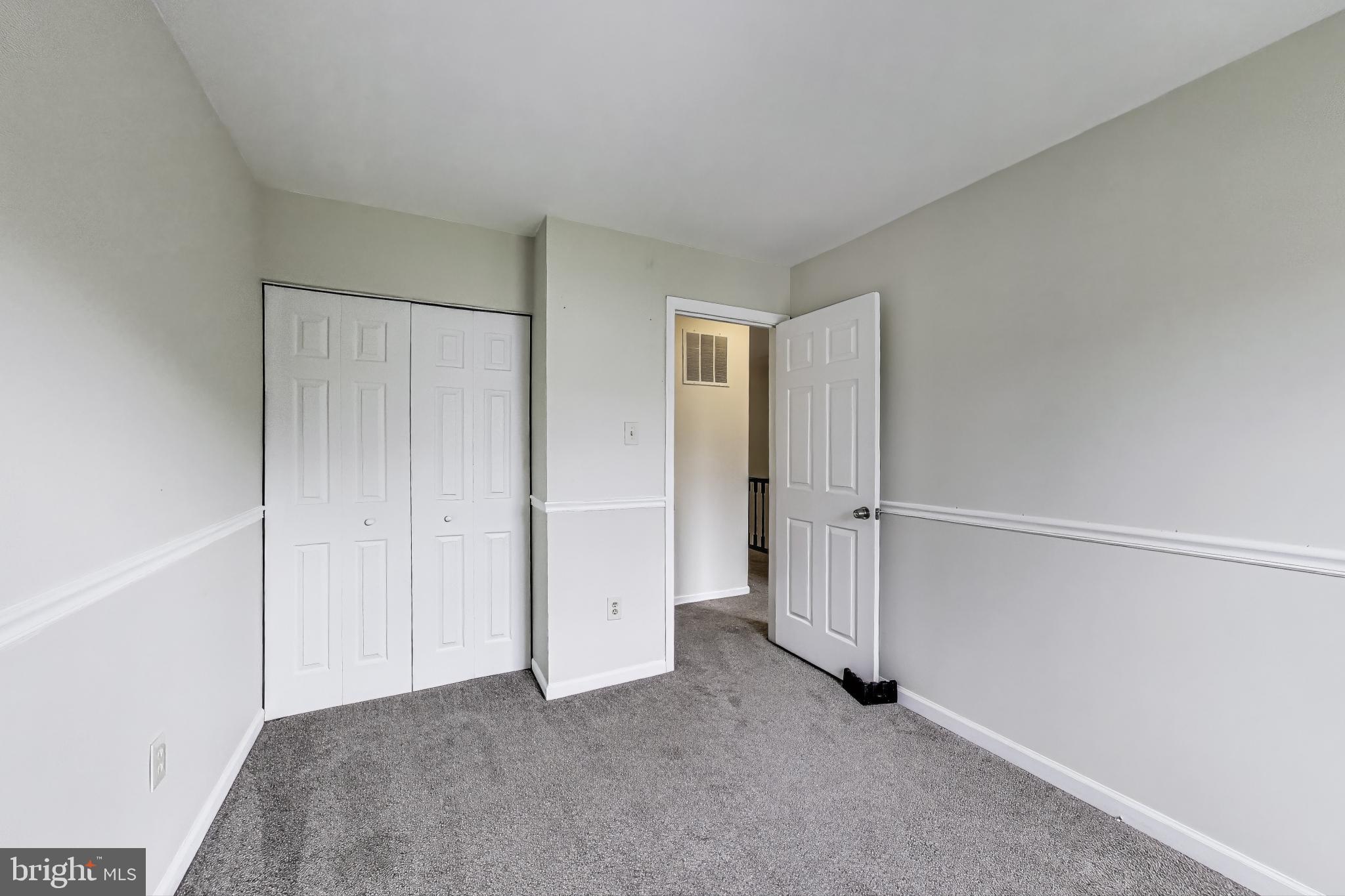 GUNNERS LAKE VILLAGE - Residential