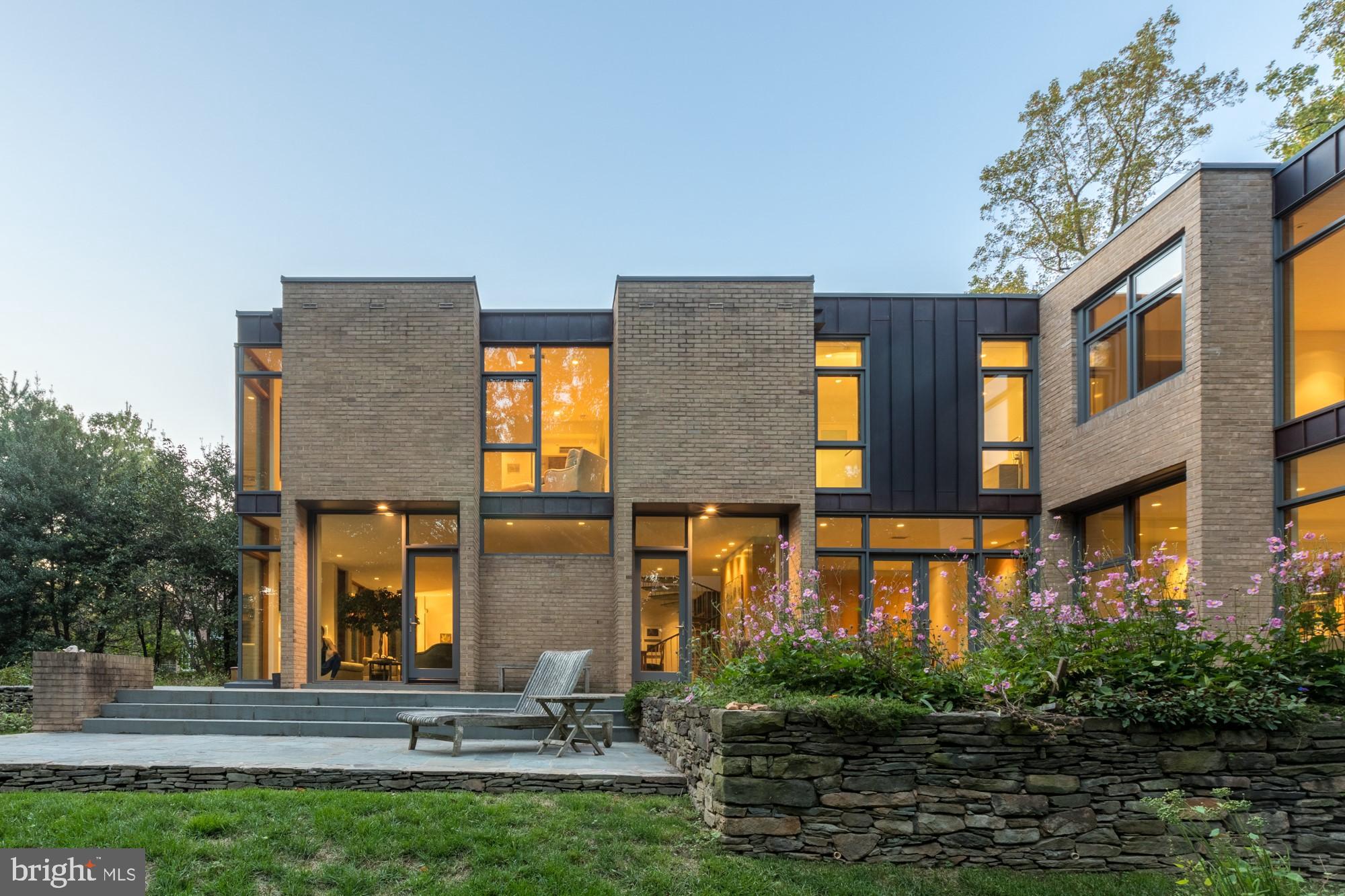 ARLINGWOOD - Residential
