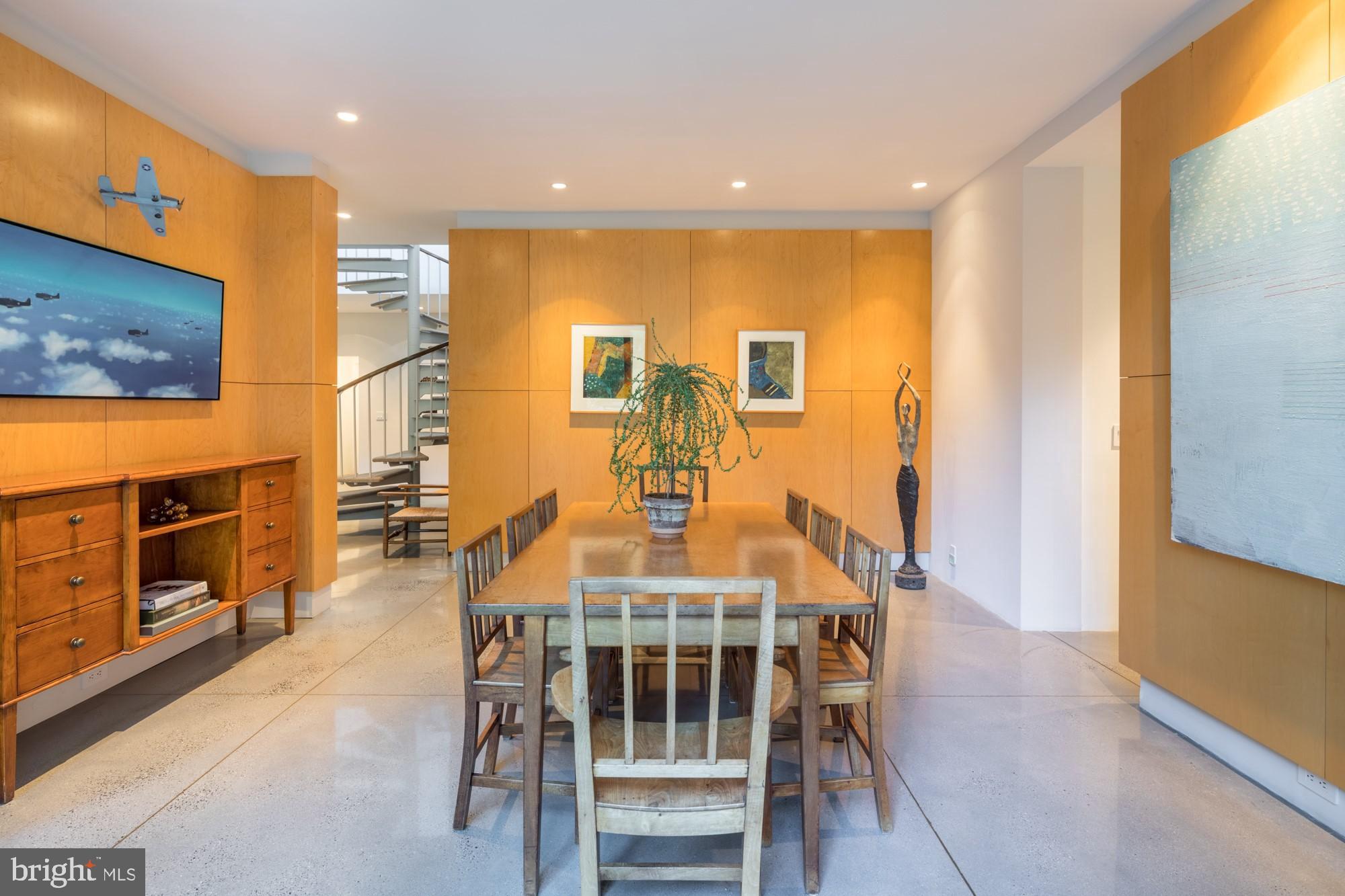 ARLINGWOOD - Residential
