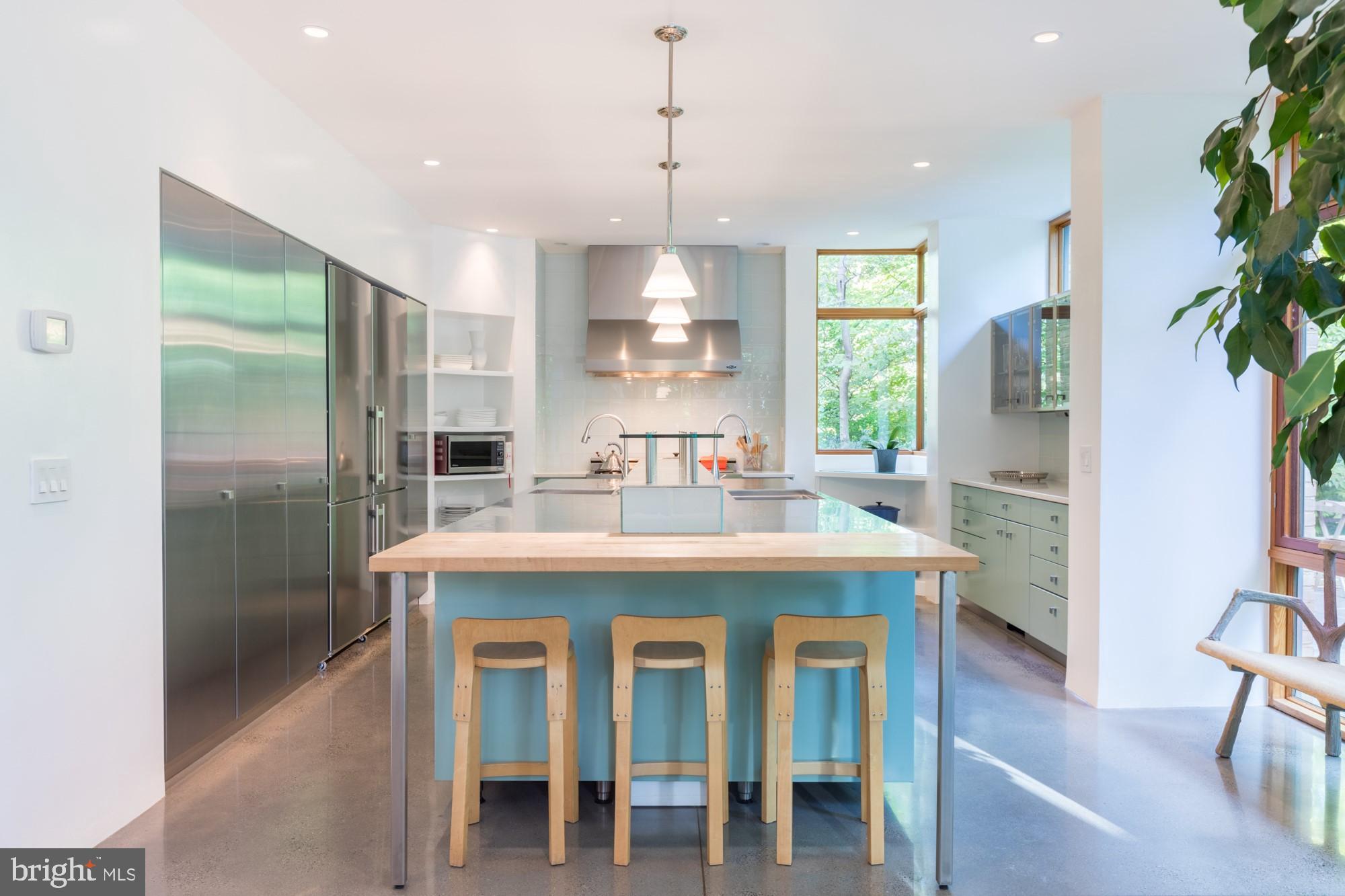 ARLINGWOOD - Residential