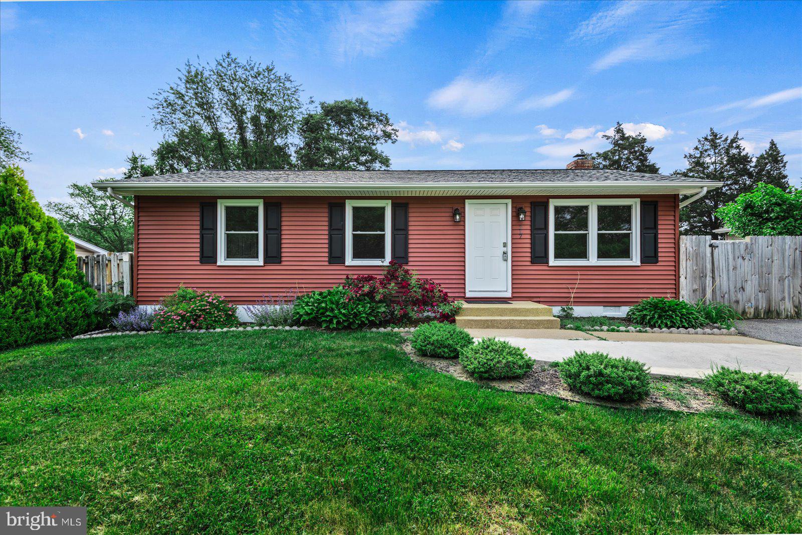 This adorable cottage style home with a HUGE fenced in backyard is completely renovated! PET friendly! This charming 3-bedroom, 1bath remodeled home with a yard for entertaining. The interior has many upgrades with so much character. Exposed brick interior wall in the dining room and luxury vinyl floors to name a couple.  Upgraded bathroom and fresh paint throughout the home. A bonus behind the fence is an extended concrete pad and oversized fence opening, allowing for motorcycle or small recreational vehicle storage. With plenty of room for pets and a roomy storage shed, this HUGE backyard gives you everything you need for outdoor living. The location is convenient to restaurants, and shopping with quick access to I95.  It is only 8 mins from The Basic School at Marine Corps Base Quantico and a quick 20 mins to the gate of Marine Corps Base Quantico.