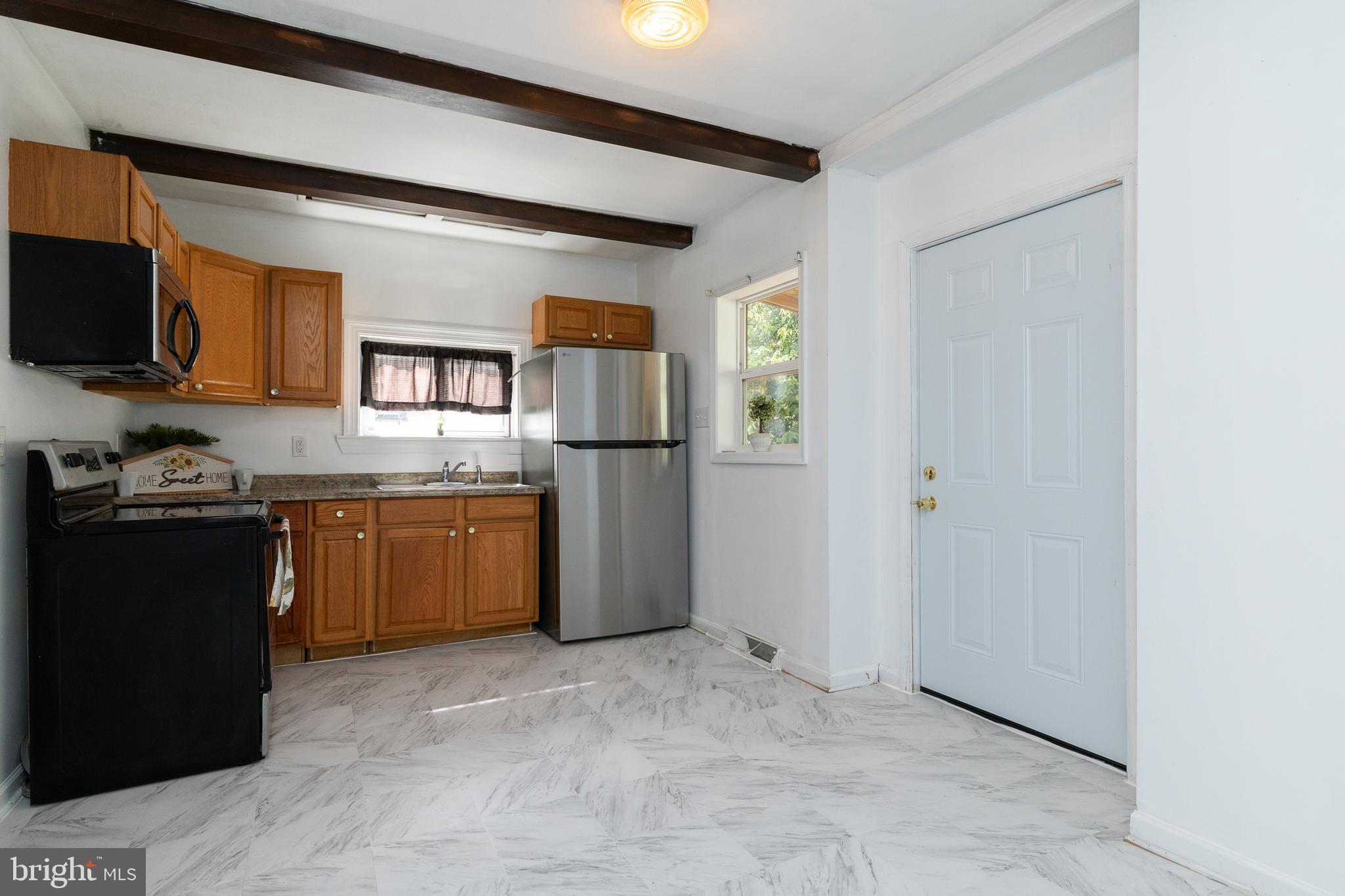 SHANNON HILL - Residential
