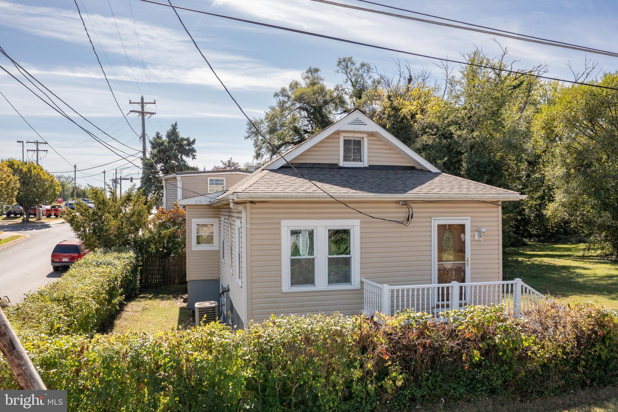 Check out this Very Cute Bungalow in Winchester City!   It has a Brand NEW Roof,  Freshly Painted throughout, NEW kitchen/hall/bath flooring, NEW Stainless Steel Refrigerator, Restored deck, and Lovely Hardwood!  Cozy with 2 Bedrooms and 1 Bath.   Surely to be perfect for the first time Home Buyer!  Great Location close to shopping & restaurants.  Great for commuters as well as it's on the East side of town and close to I-81.  Schedule your showing today!