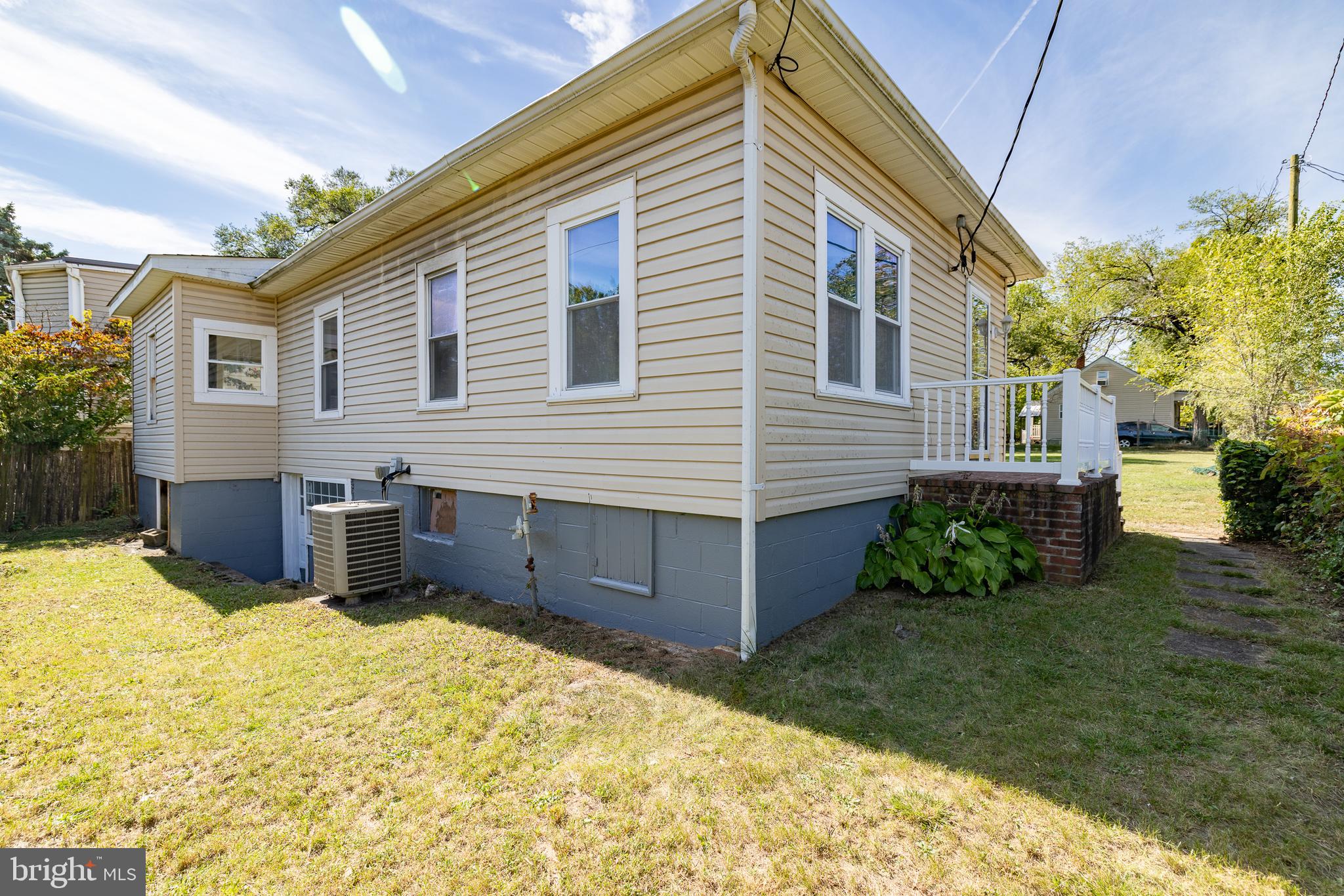 SHANNON HILL - Residential