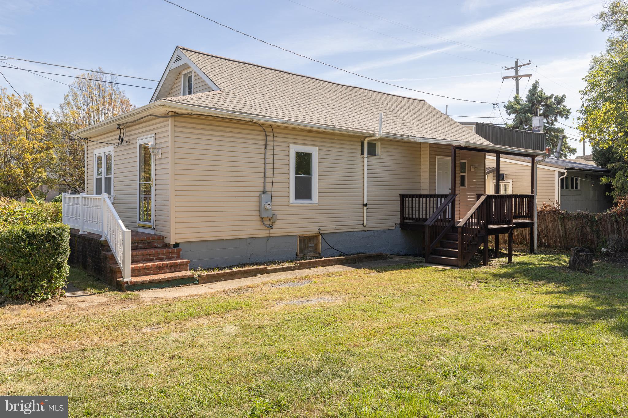 SHANNON HILL - Residential