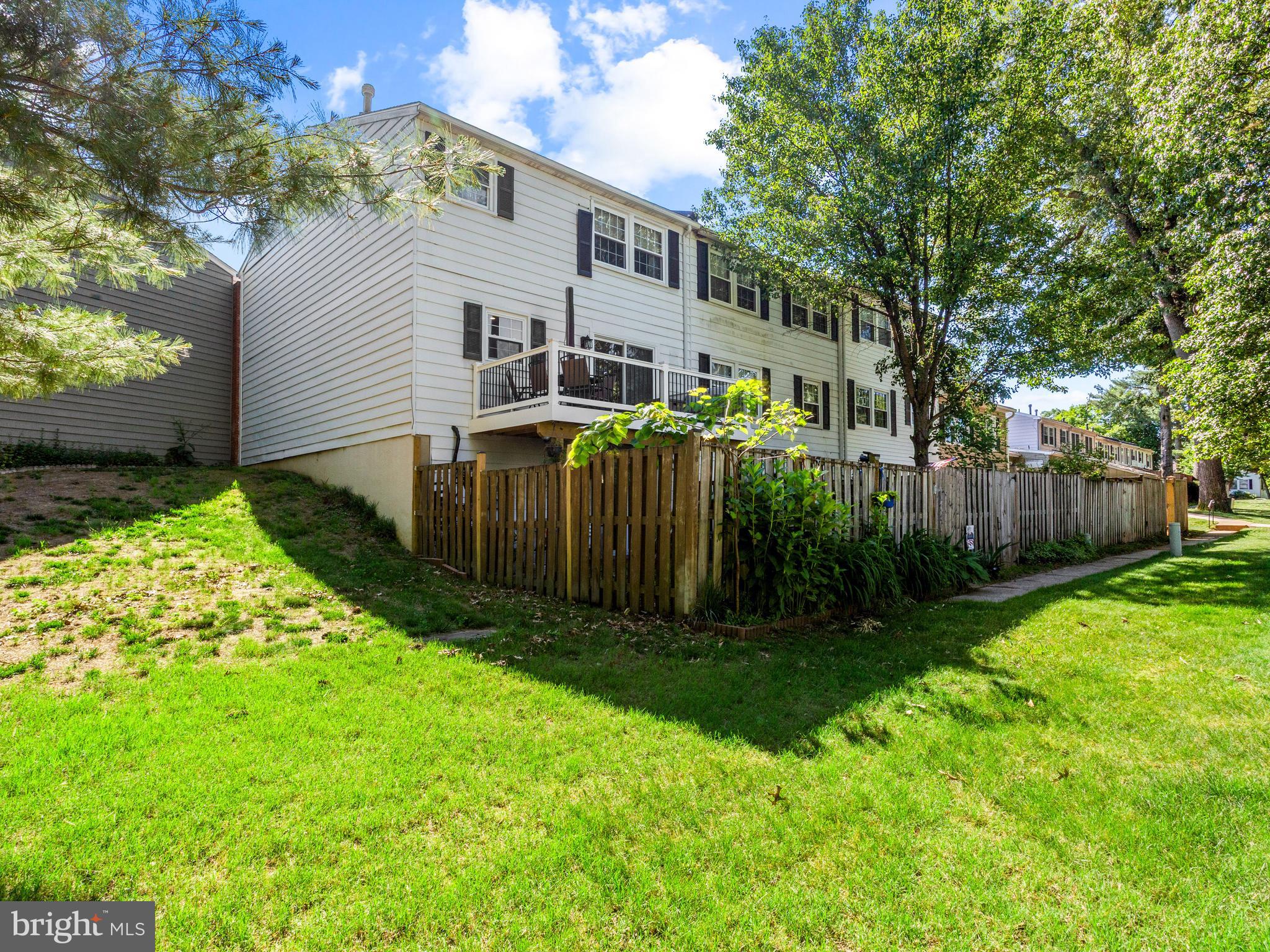 CROFTON TOWNE - Residential