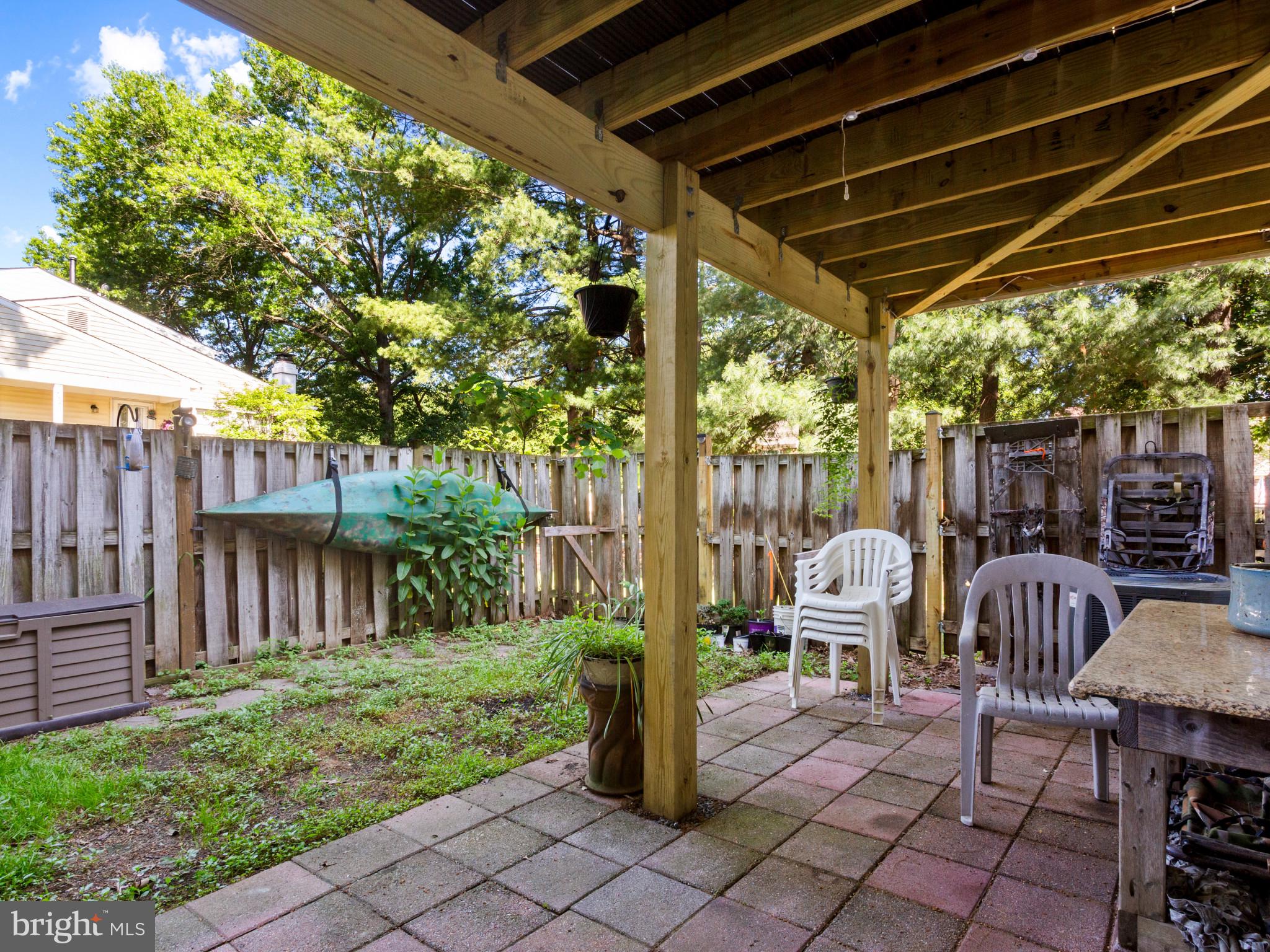 CROFTON TOWNE - Residential