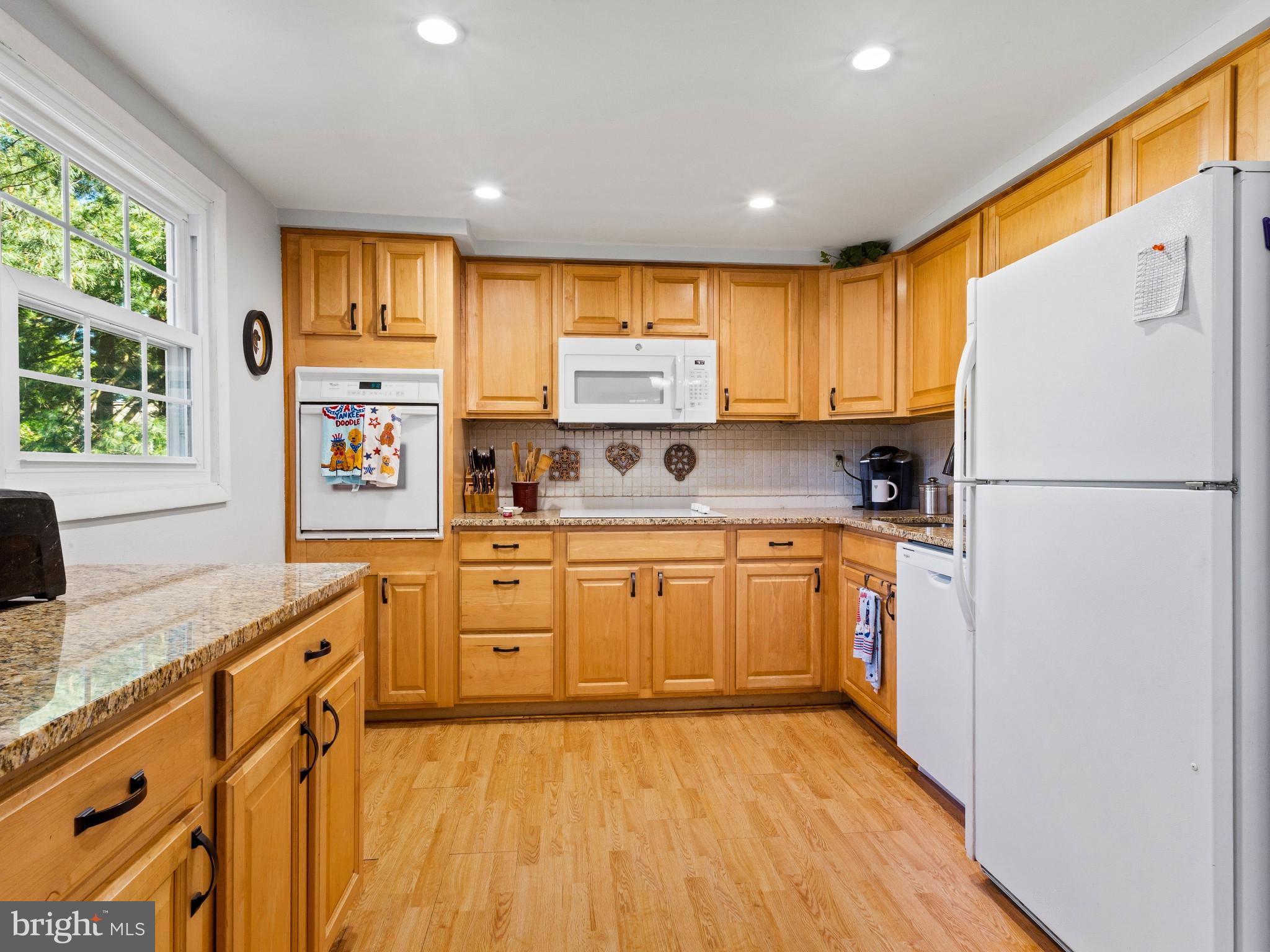 CROFTON TOWNE - Residential