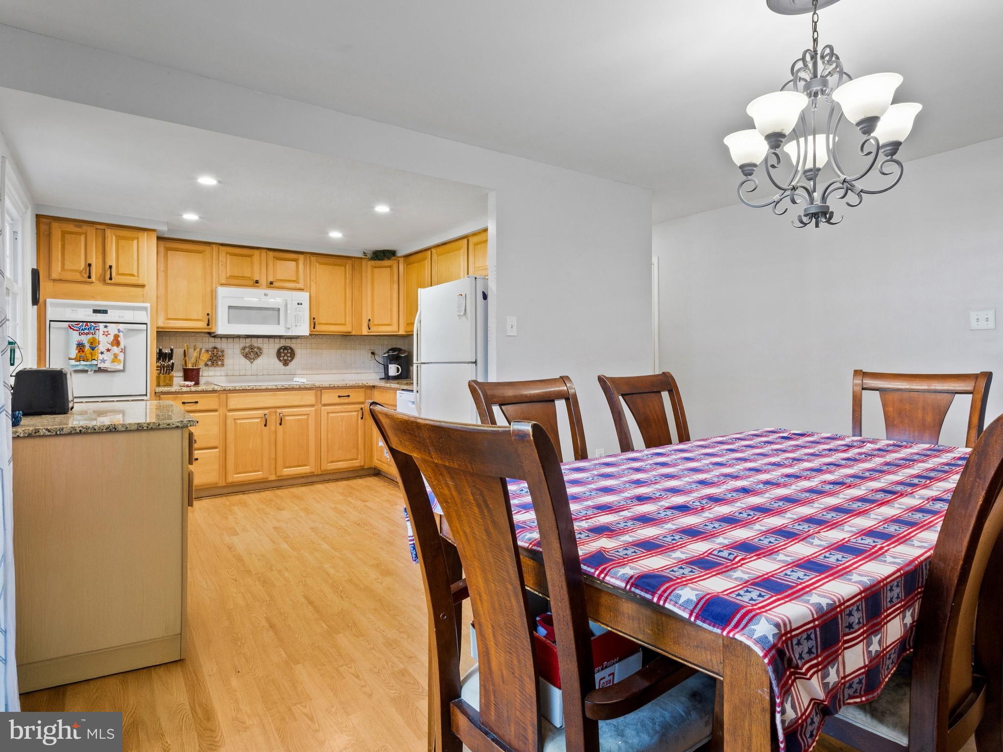 CROFTON TOWNE - Residential