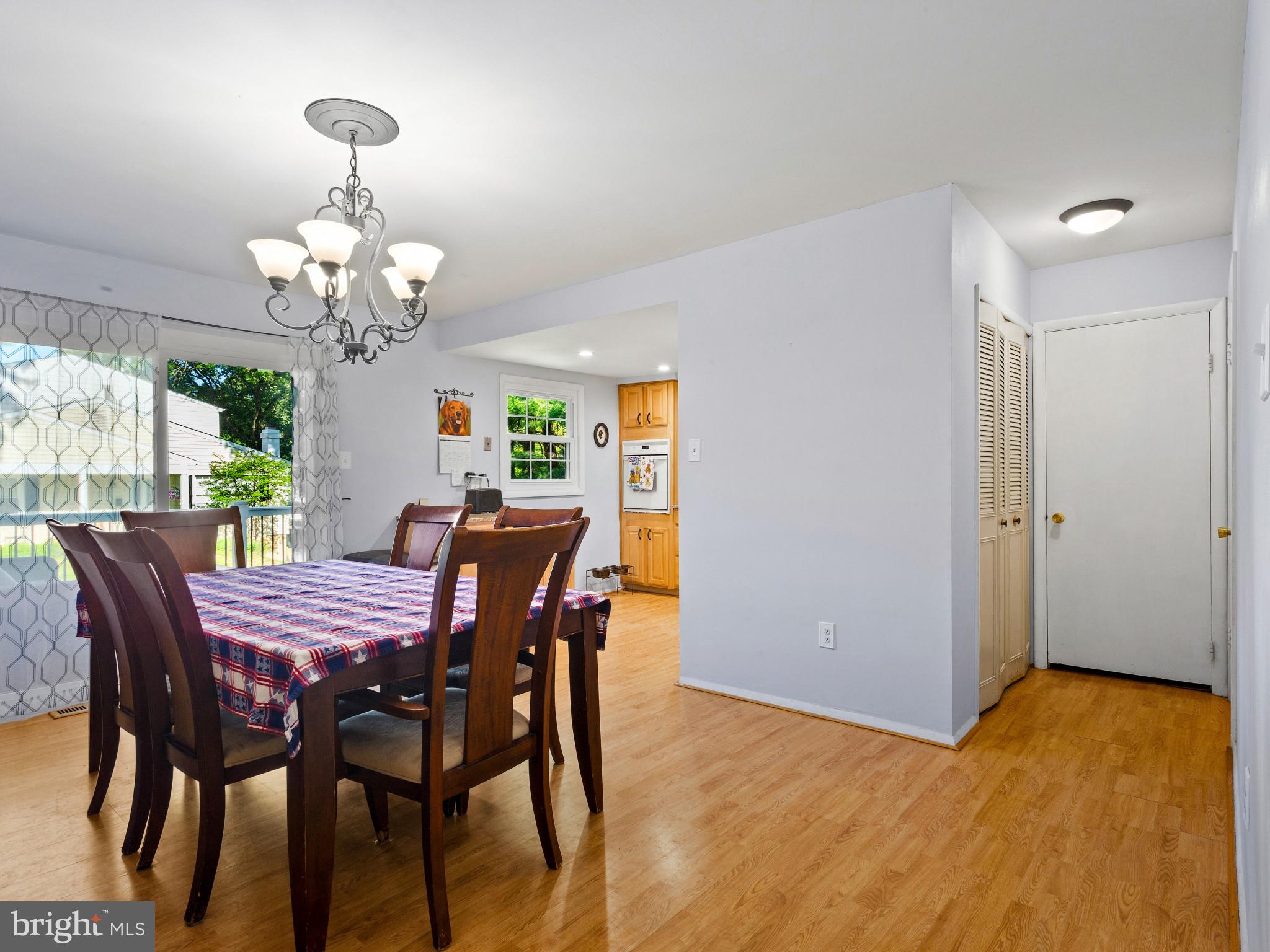 CROFTON TOWNE - Residential