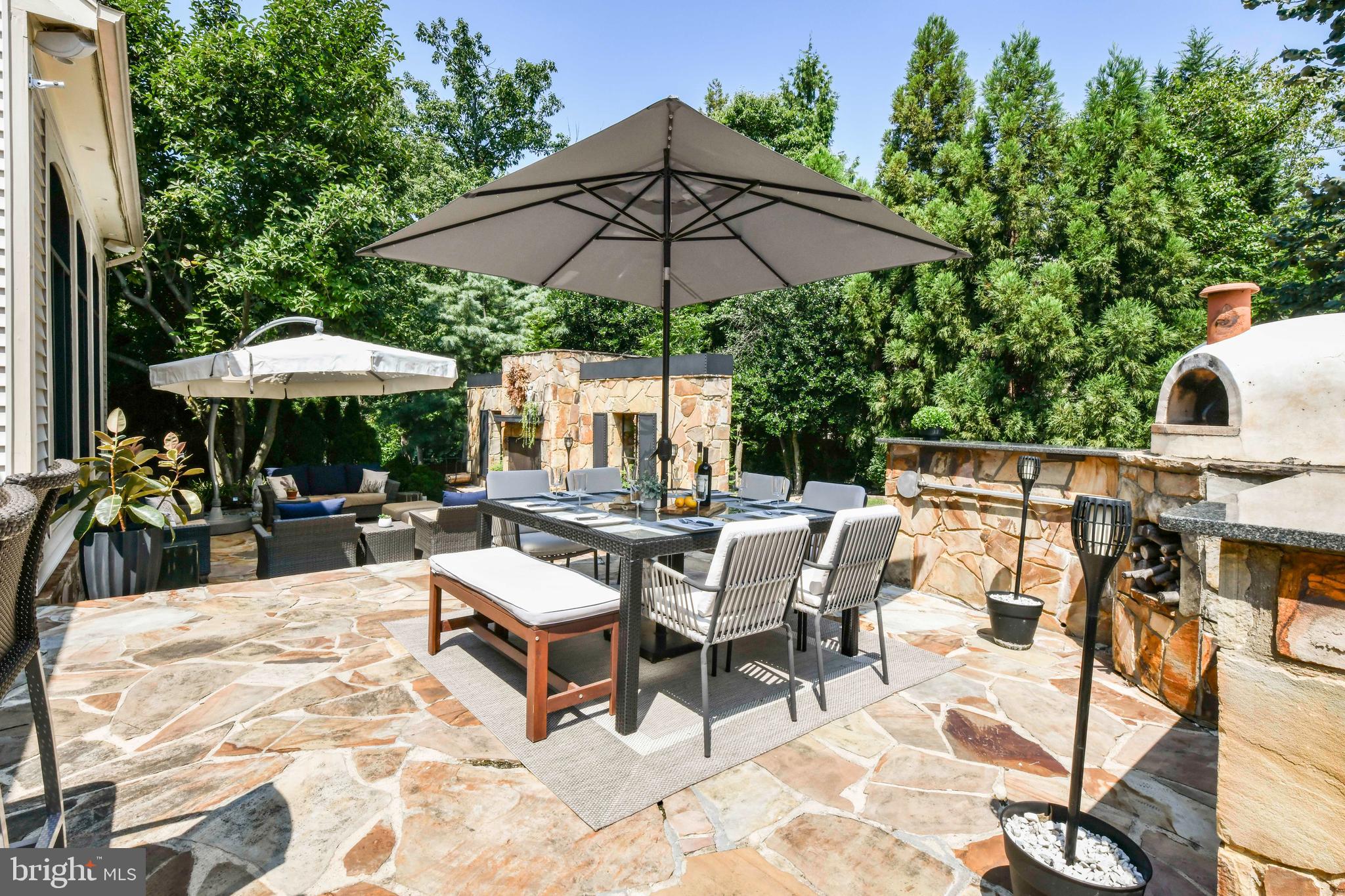 CENTURY OAK - Residential