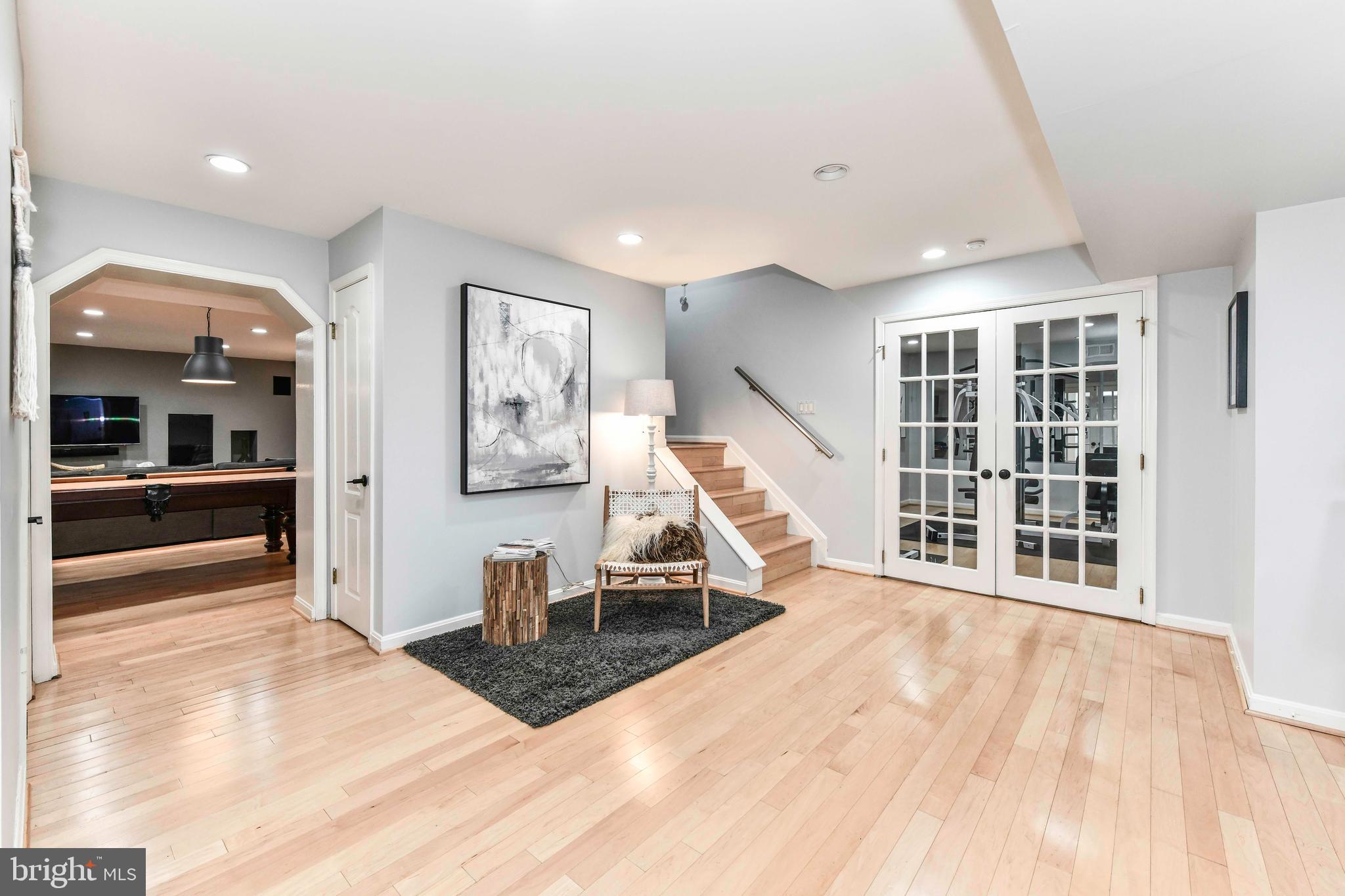 CENTURY OAK - Residential