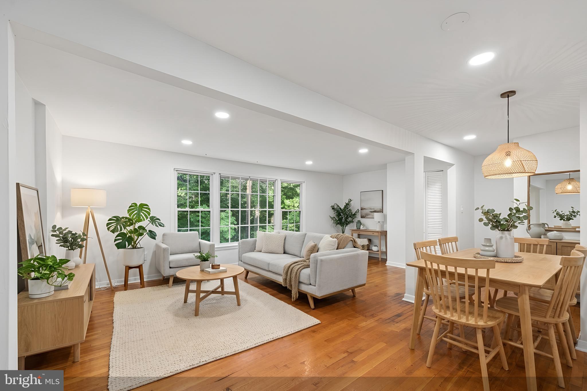 GREENWICH - Residential