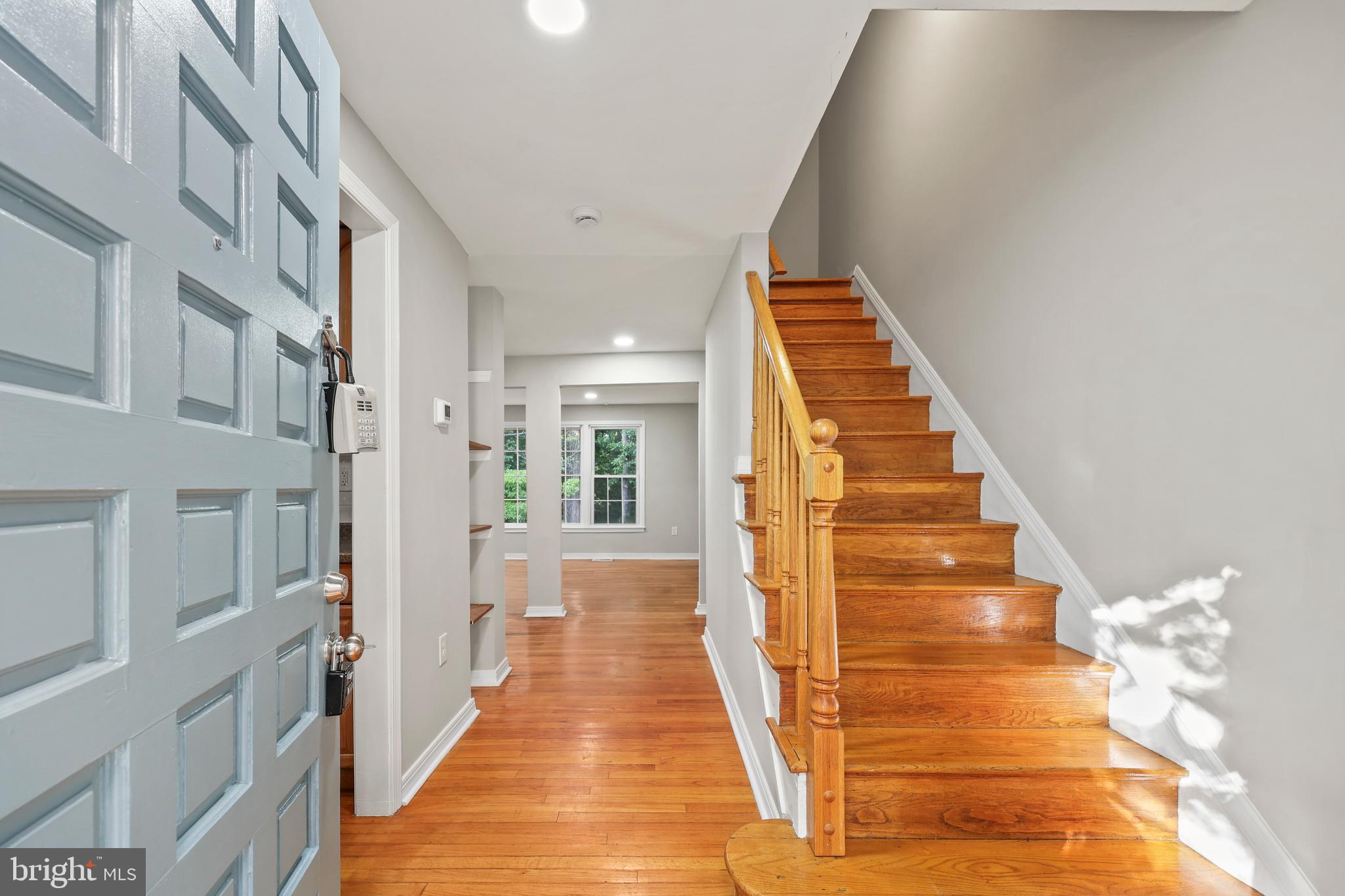 GREENWICH - Residential