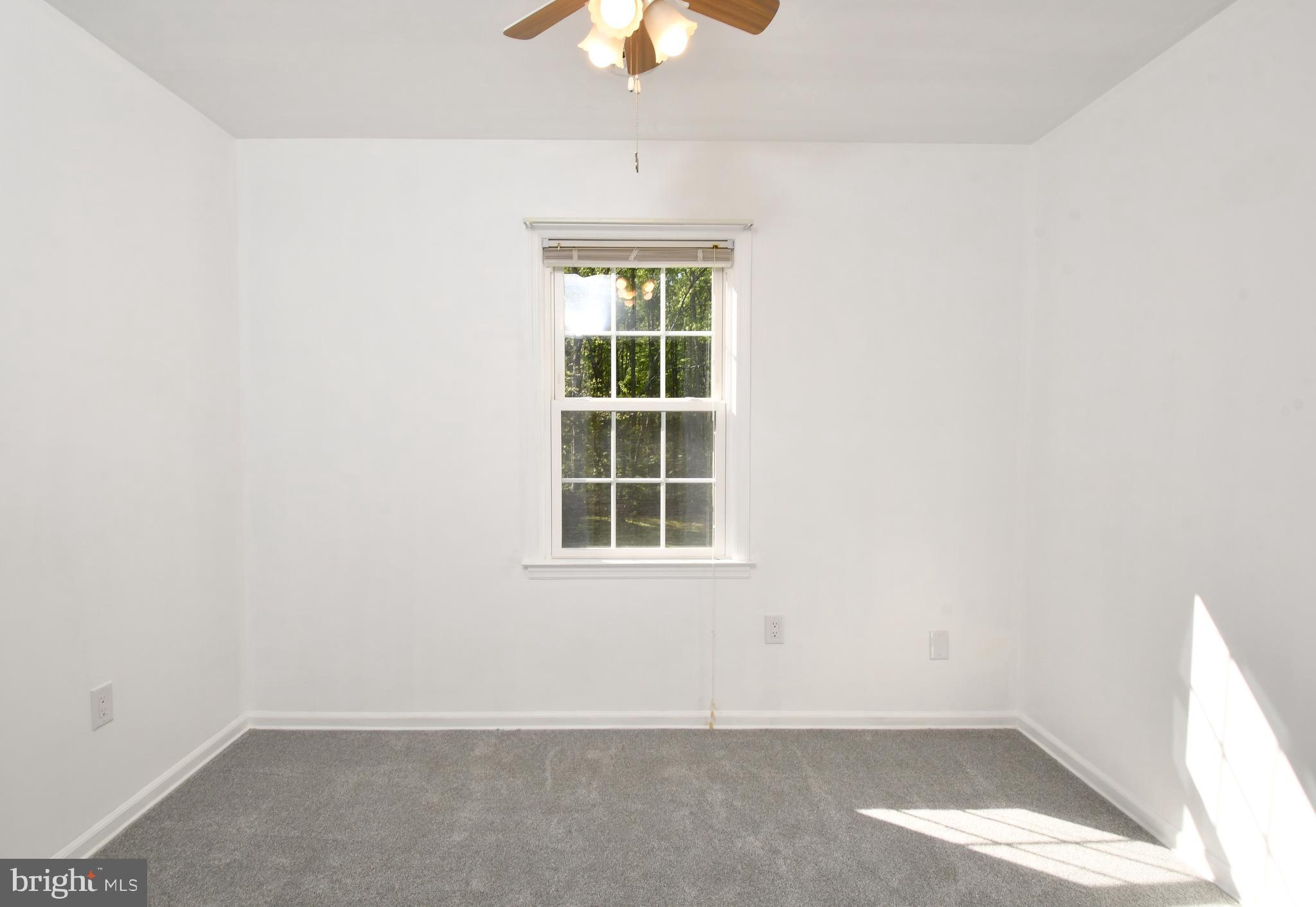SUTTERS WOODS - Residential