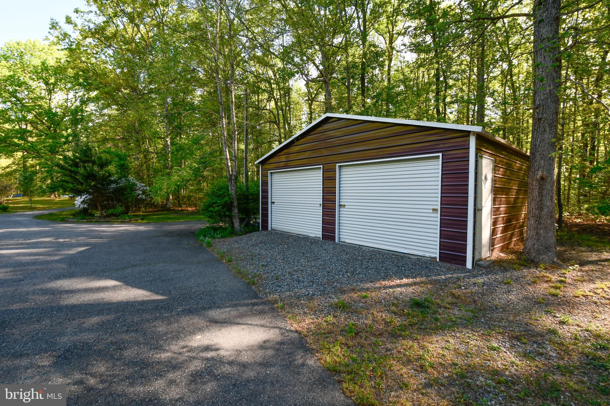 SUTTERS WOODS - Residential