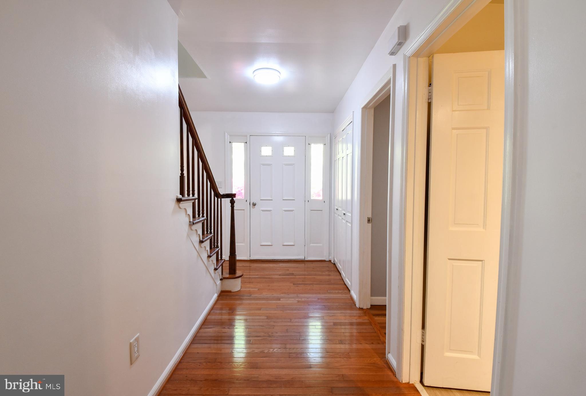 SUTTERS WOODS - Residential